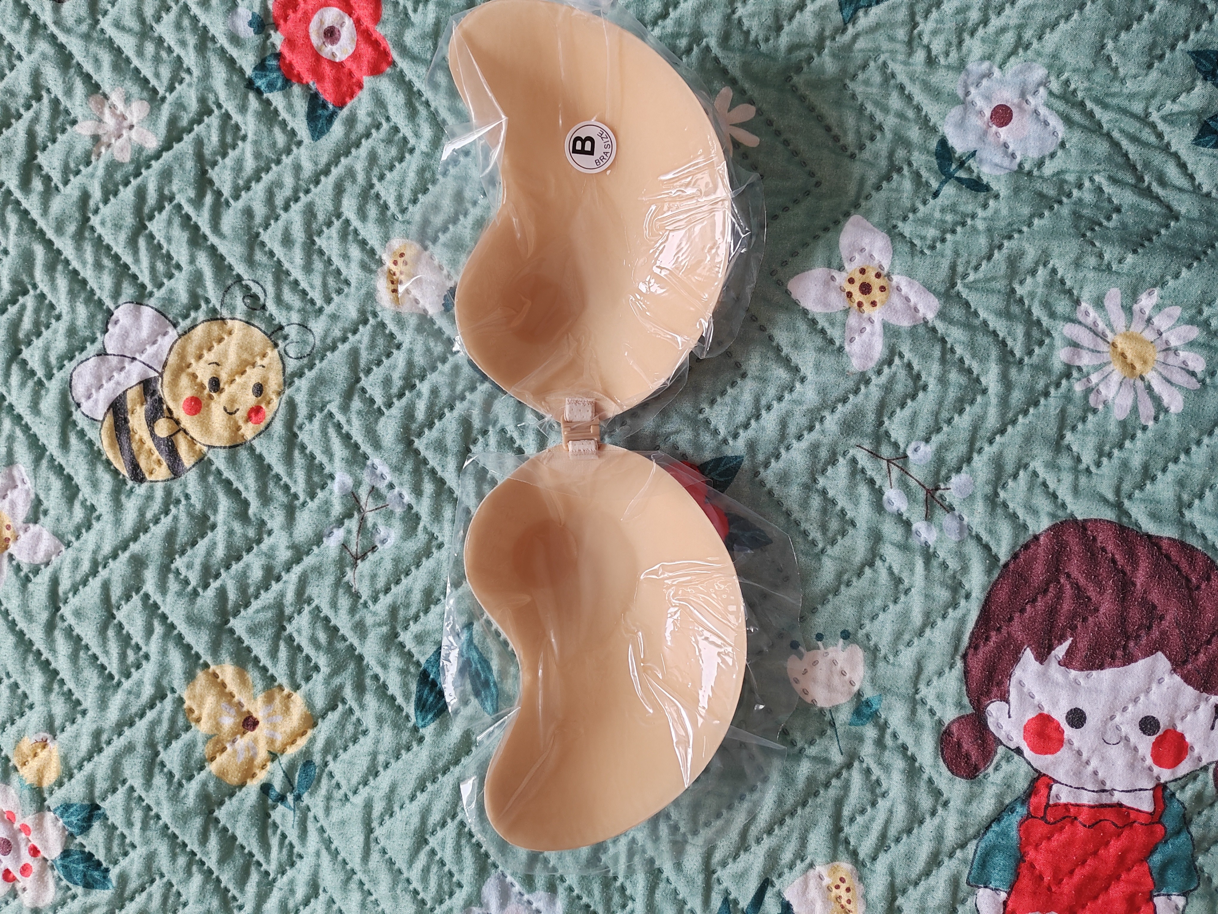 莫代尔文胸女无痕隐形凸点防走光乳贴无肩带小胸聚拢吊带婚纱专用胸贴 实拍图