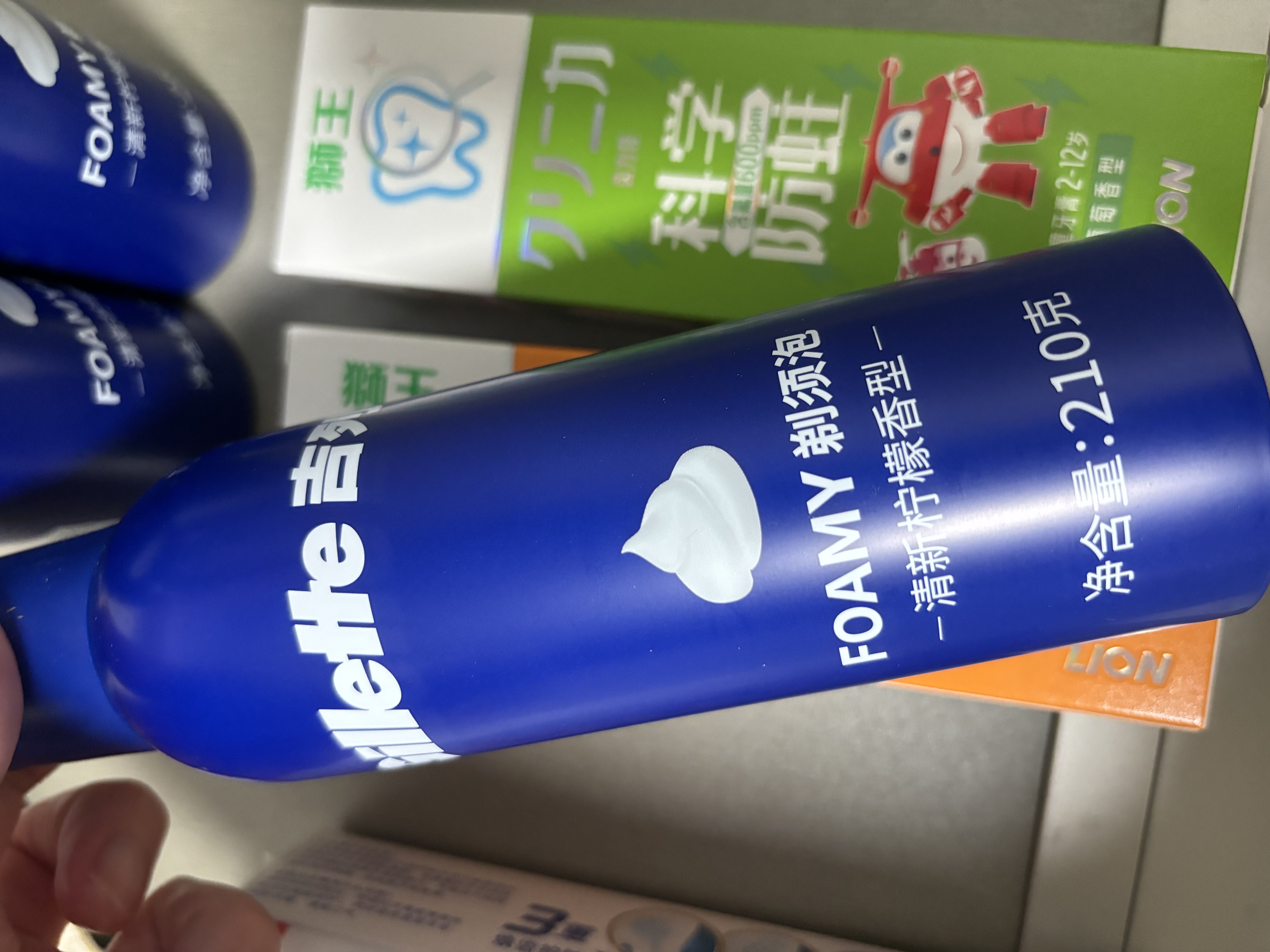 吉列剃须泡沫 清新柠檬型210gx3 剃须膏剃须啫喱剃刮胡须刀手动 非刀头男士京东自营旗舰非吉利 实拍图