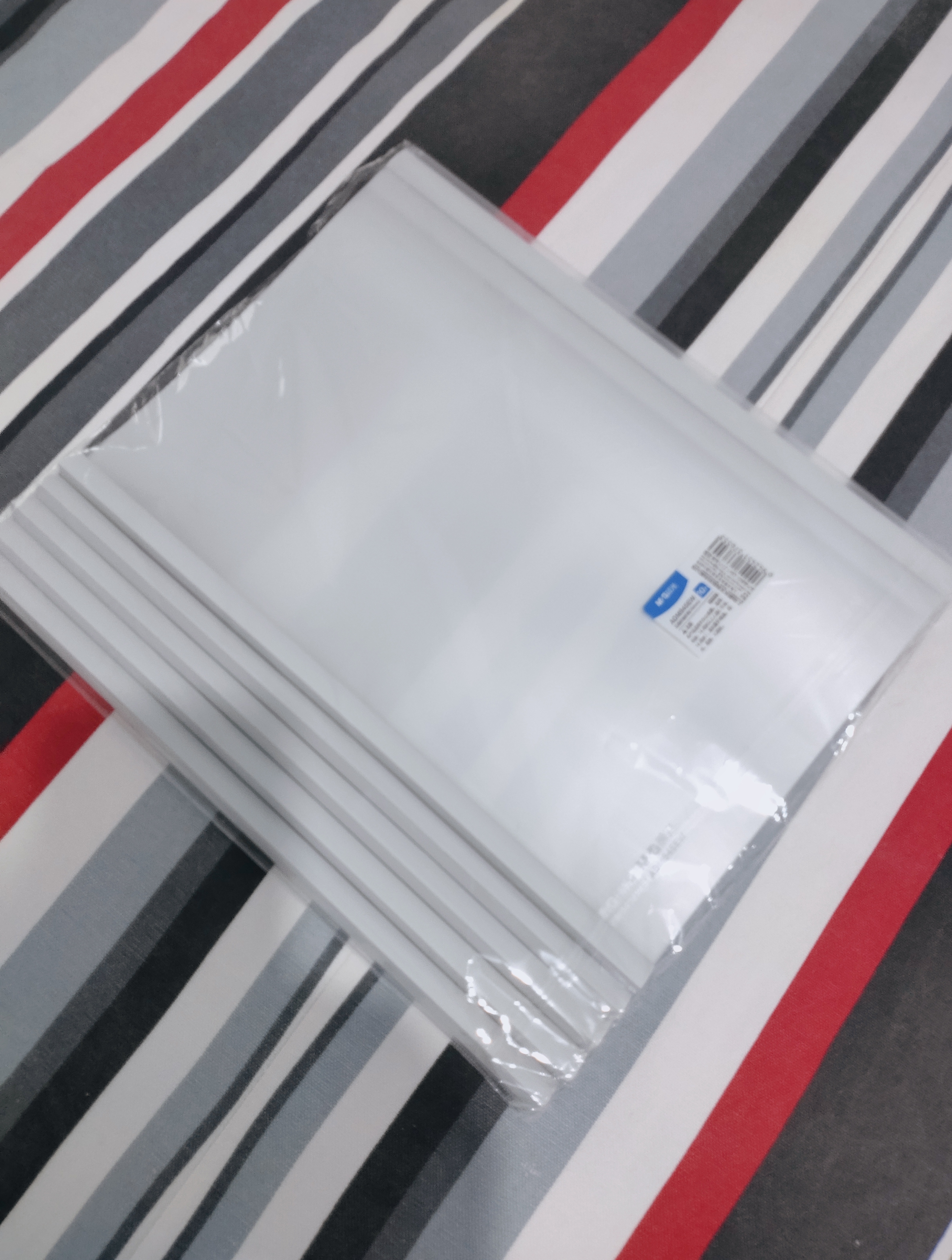 晨光（M&G）文具 10个装A4/10mm办公抽杆夹拉杆夹资料夹 透明文件夹试卷收纳 会议报告夹ADM945EW 实拍图