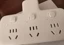 公牛（BULL）插座扩展器一转三/一转多插座/转换插头/转换器/插排 适用卧室、厨房 品字形3位分控插座 GN-96033 实拍图