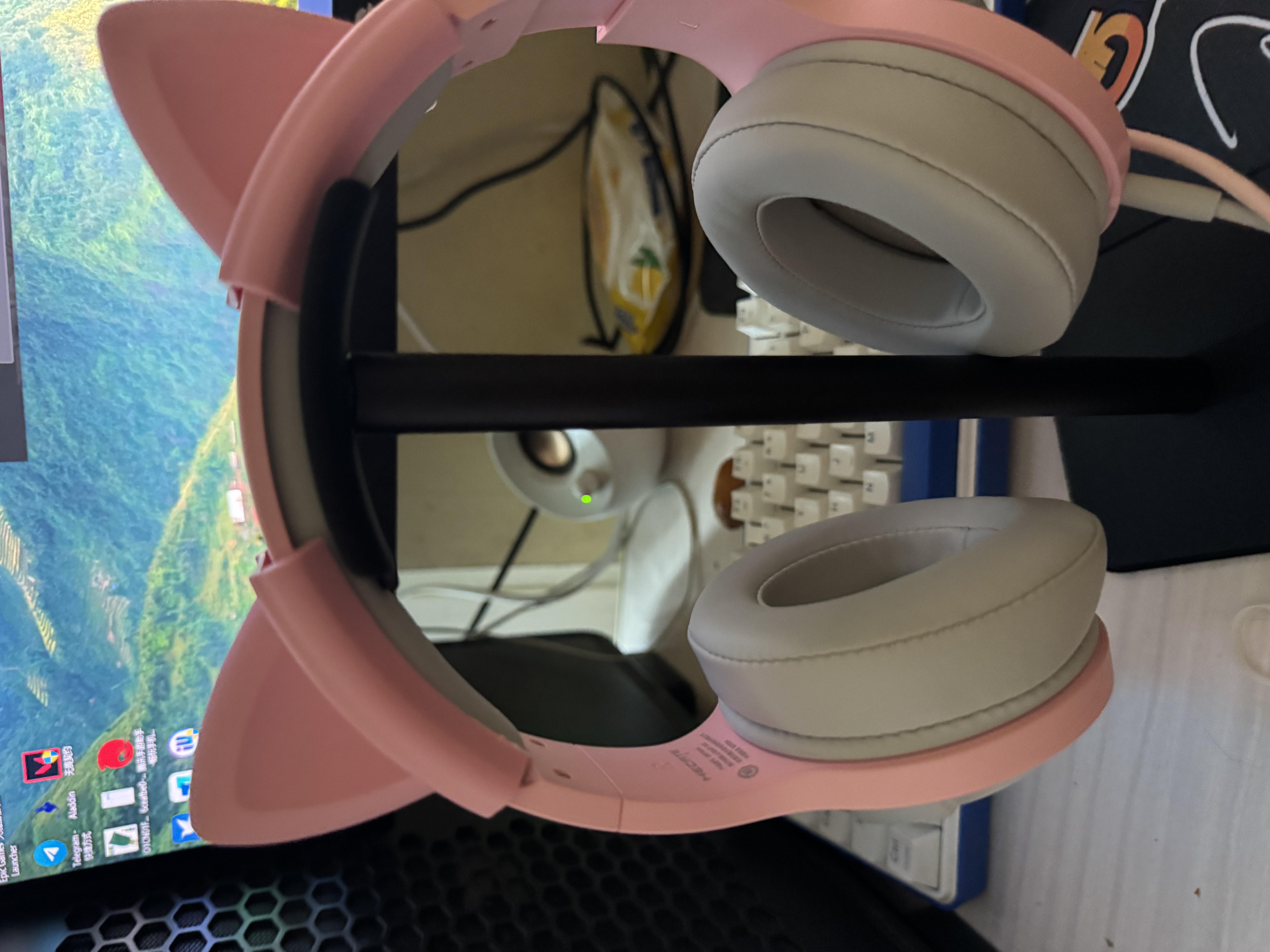 漫步者（EDIFIER）HECATE G30II头戴式耳机电竞电脑游戏耳麦笔记本吃鸡音乐有线USB7.1声道网课高音质抗噪带麦克风 粉色猫耳版【可拆卸猫耳】+支架 实拍图