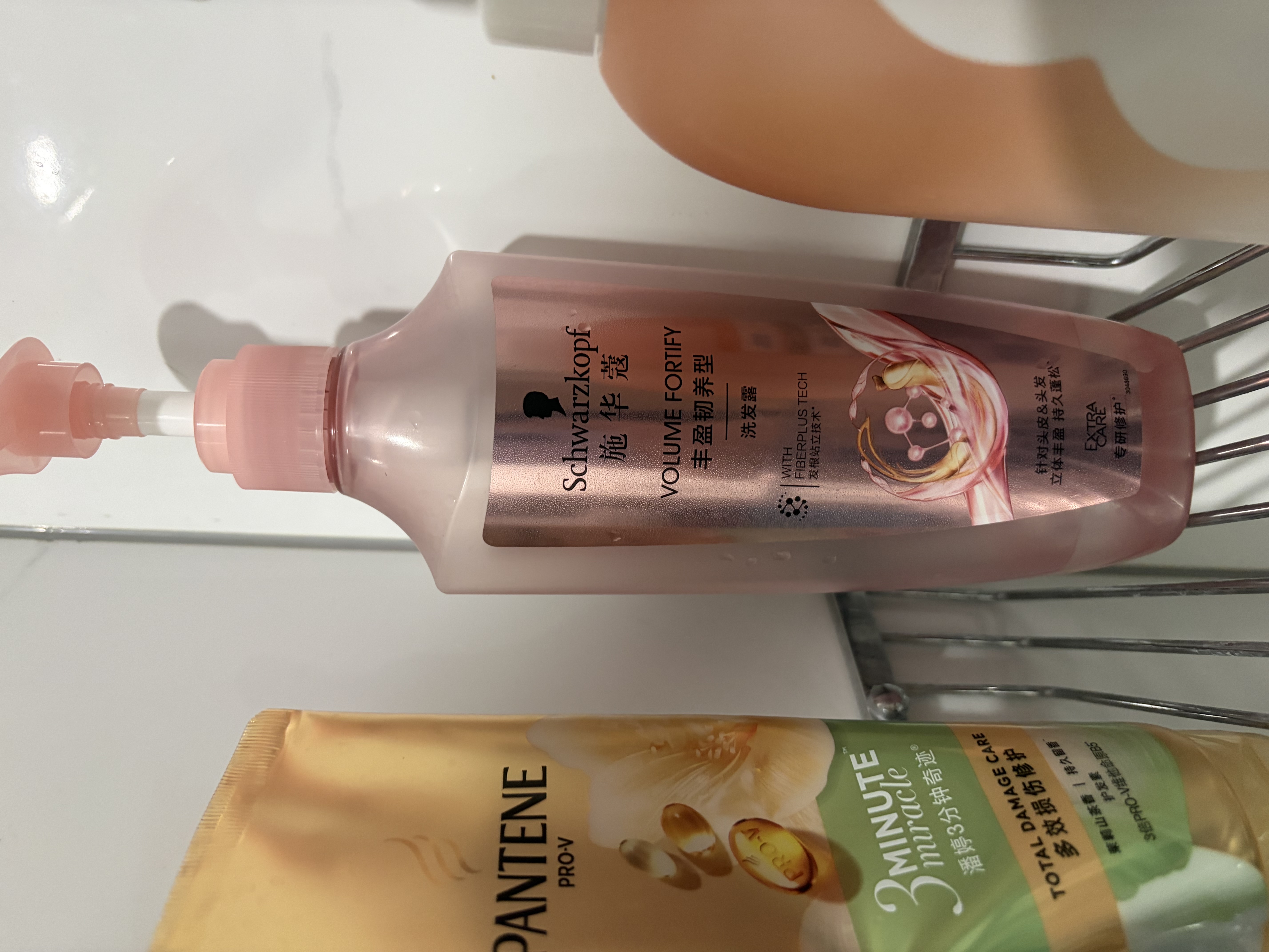 施华蔻（Schwarzkopf）丰盈韧养型洗发露400ml去油洗发水 发根蓬松无硅油洗头膏新老包装 实拍图