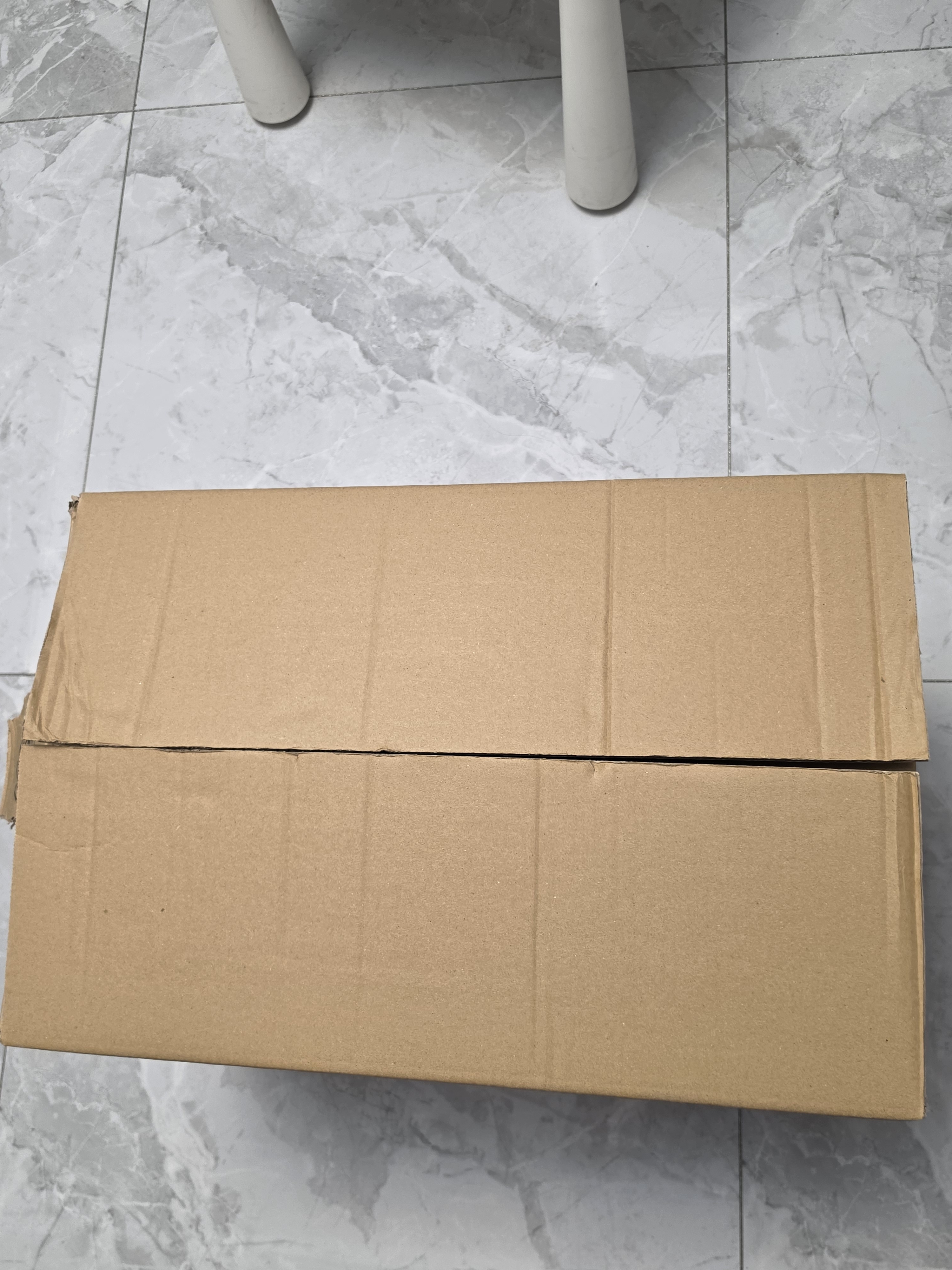 得力（deli）搬家纸箱 加厚特大号纸箱子快递打包箱收纳箱整理箱包装纸壳箱60*40*50cm【有扣手-2个装】PK132 实拍图
