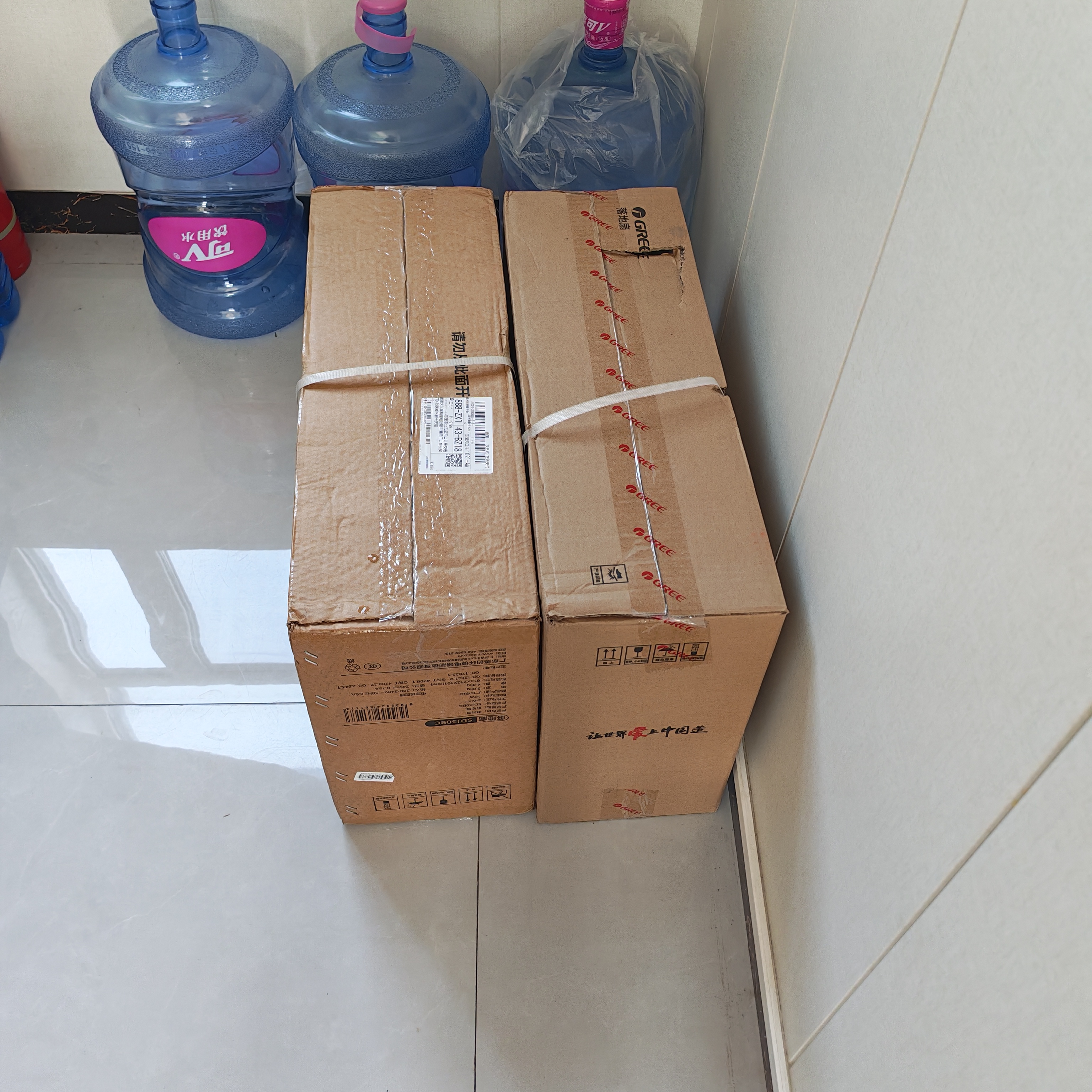 美的（Midea）【闪拆系列】一键闪电拆装直流变频家用语音电风扇一级能效静音落地扇大风力卧室立式电扇SDJ30BC 实拍图