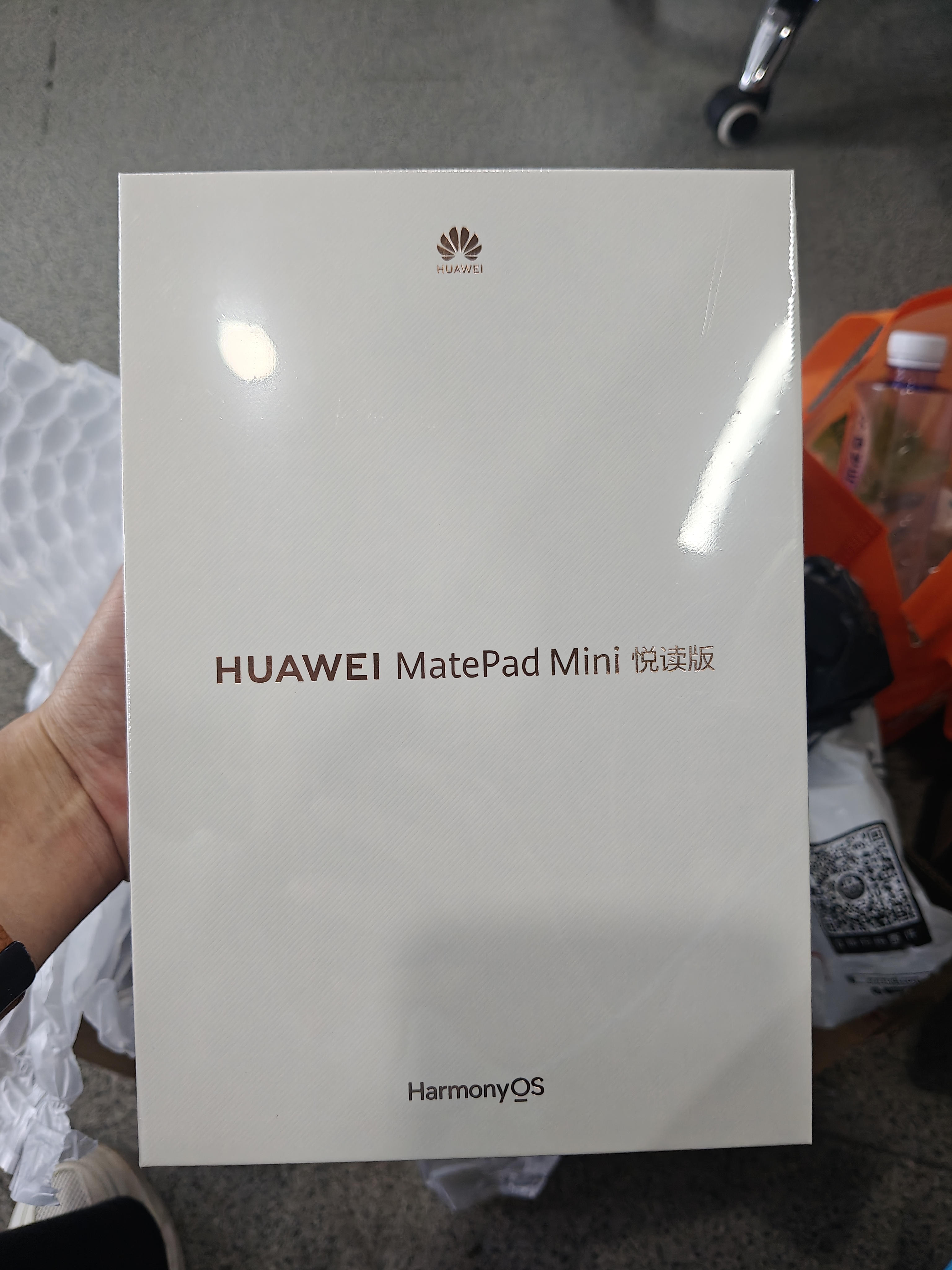 HUAWEI MatePad Mini 悦读版 支持教育优惠 华为平板电脑OLED屏SIM卡版可通话移动办公 12+256GB 雪域白 实拍图