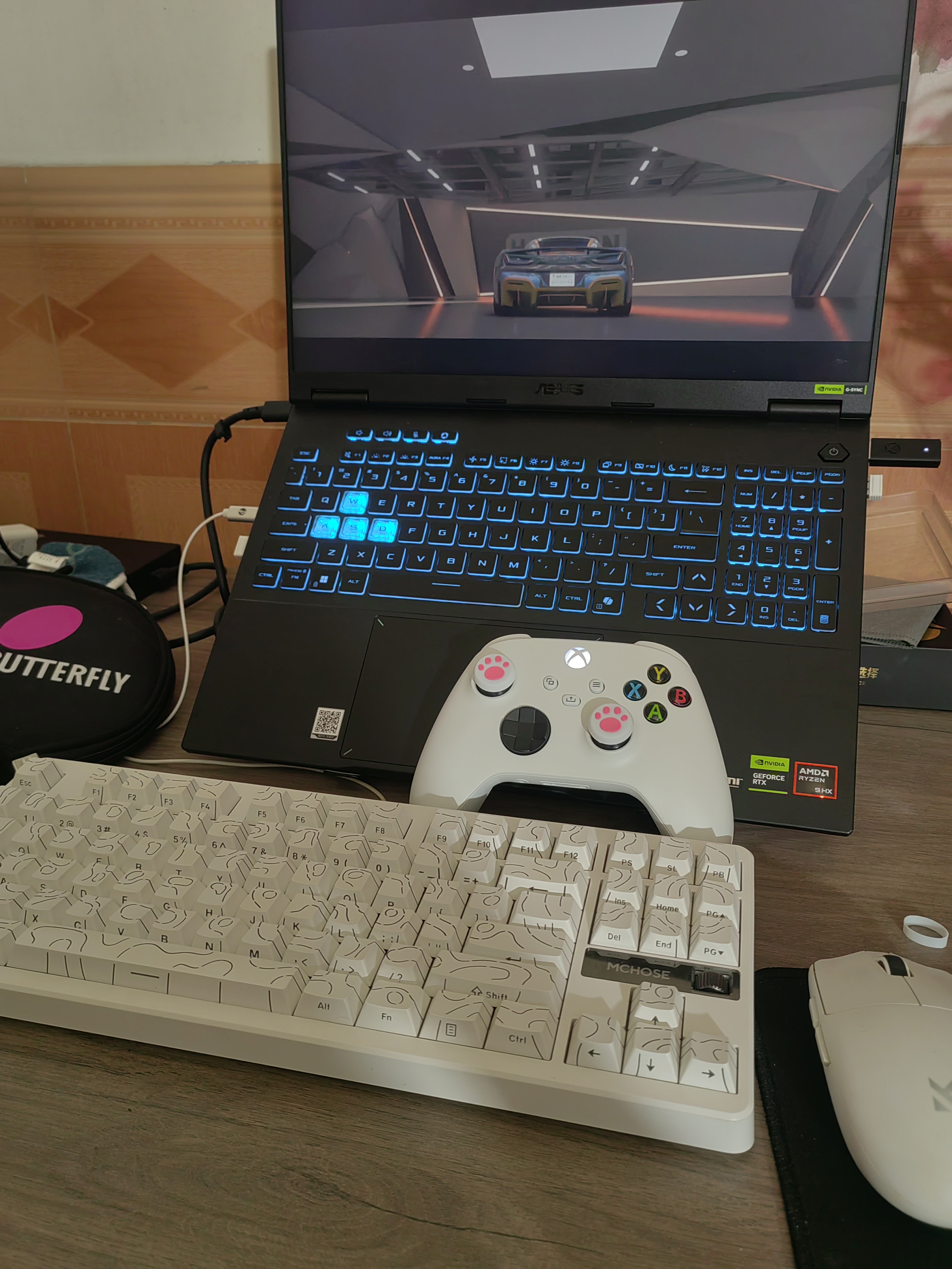 XBOX微软Xbox Series S/X无线Xbox手柄 XSS XSX 蓝牙游戏手柄 PC电脑 Xbox手柄 冰雪白+充电组+接收器 实拍图