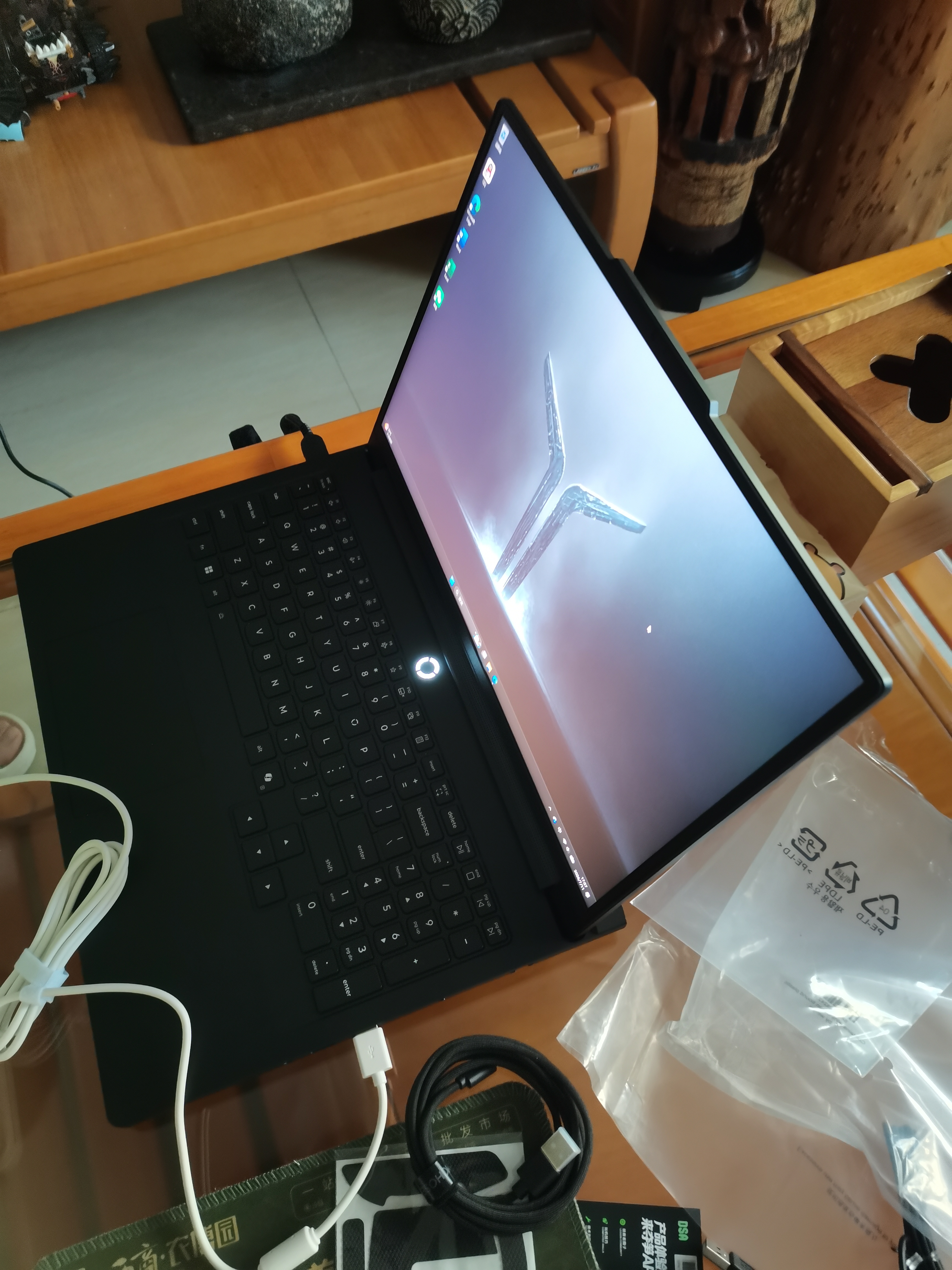 联想拯救者Y9000P 2026年补贴15% 旗舰电竞游戏笔记本电脑 AI元启大学生办公手提本 标压酷睿24核 【2026新品】酷睿旗舰i9 16G 1T 满血5060 黑丨国补 16英寸专业电竞屏｜ 实拍图