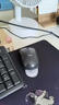 罗技（Logitech）M220 轻音鼠标 无线鼠标 办公鼠标 对称鼠标 带无线微型接收器 灰黑色 实拍图