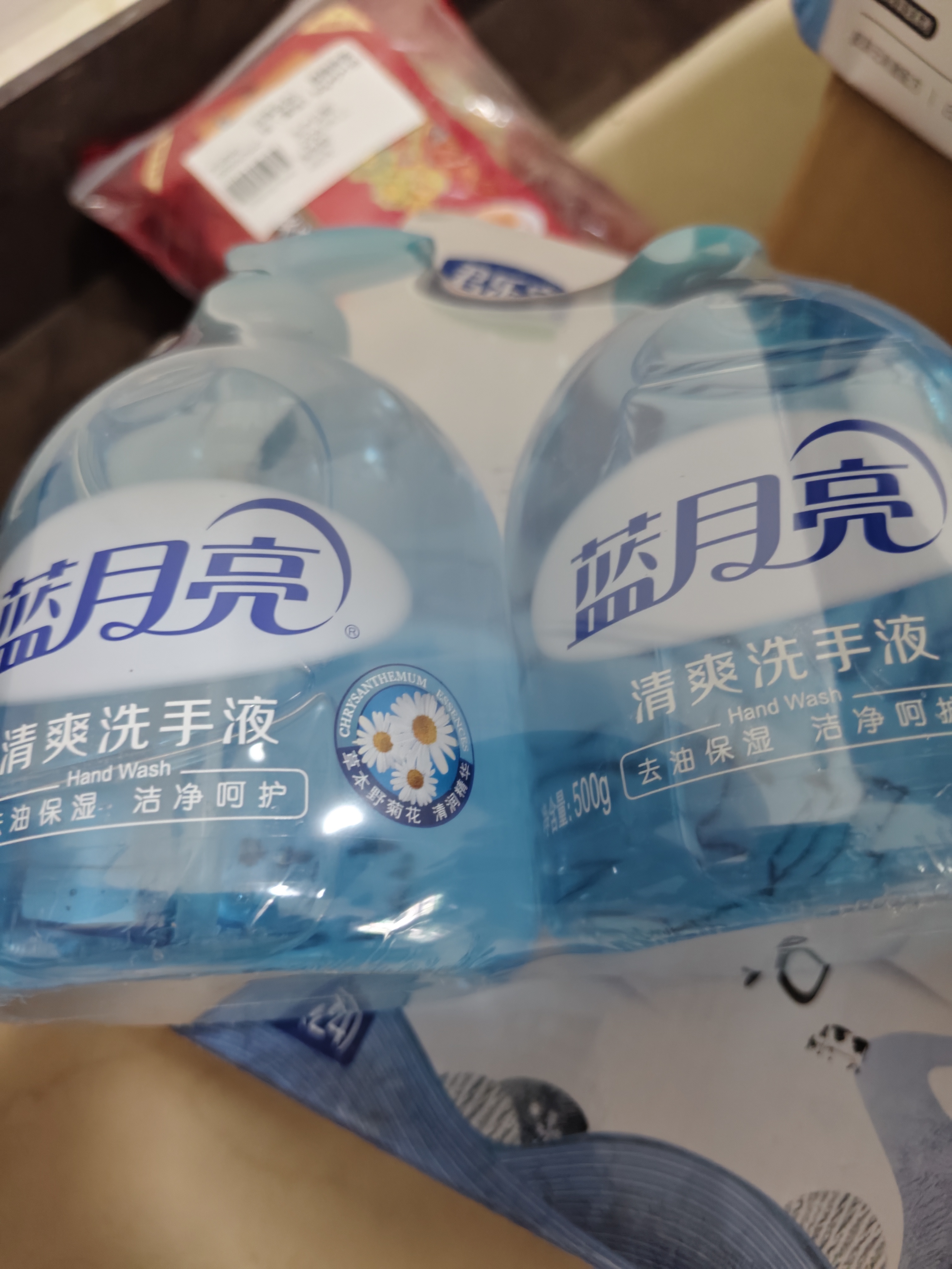 蓝月亮洗手液泡沫丰富清爽去油去腥500g+洗手液补充装500g  实拍图