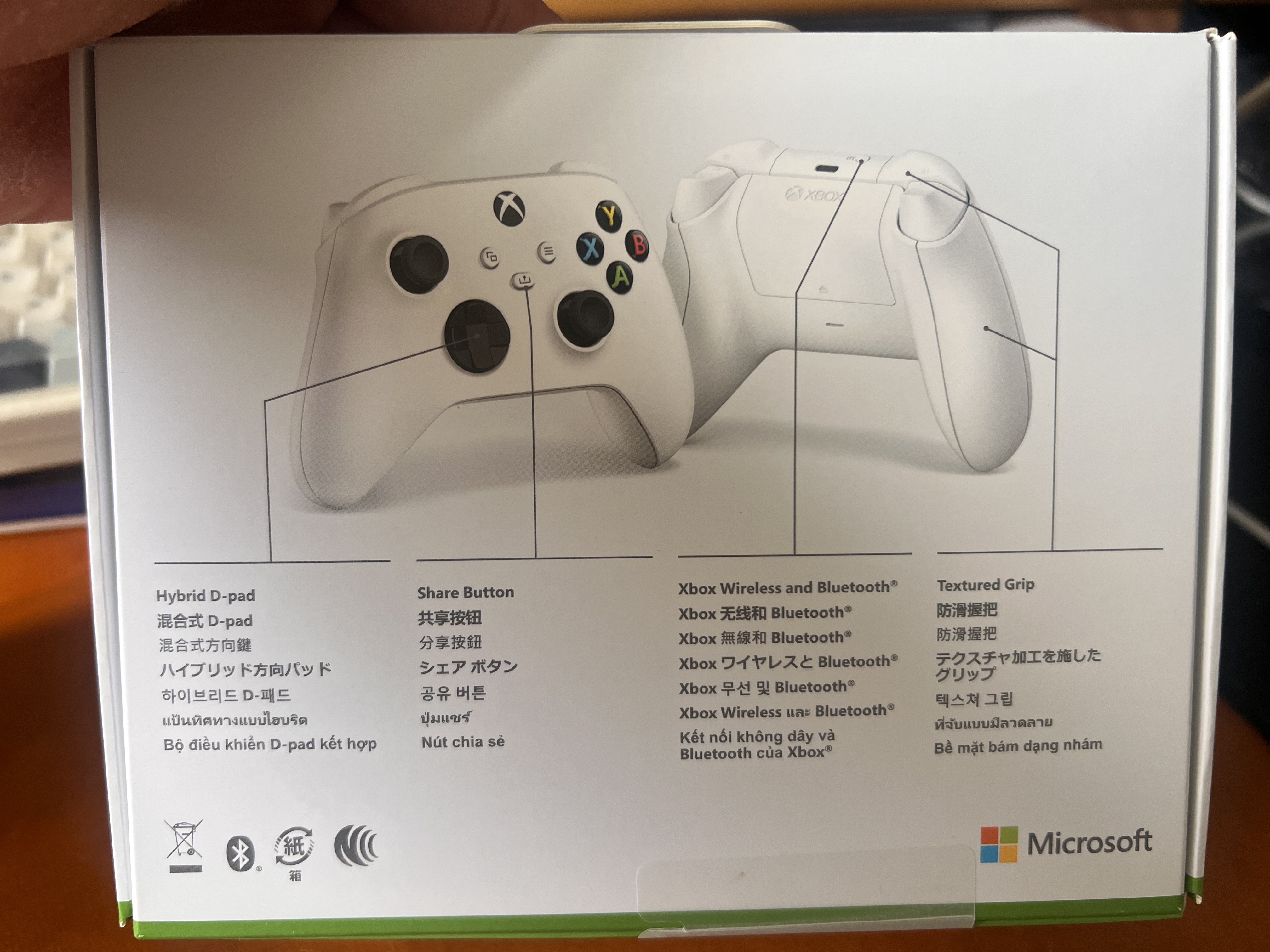 微软（Microsoft）XBOX无线游戏手柄 无线控制器 冰雪白 蓝牙适配XBOX/PC/平板/手机 Steam促销黑神话悟空 丝之歌 实拍图
