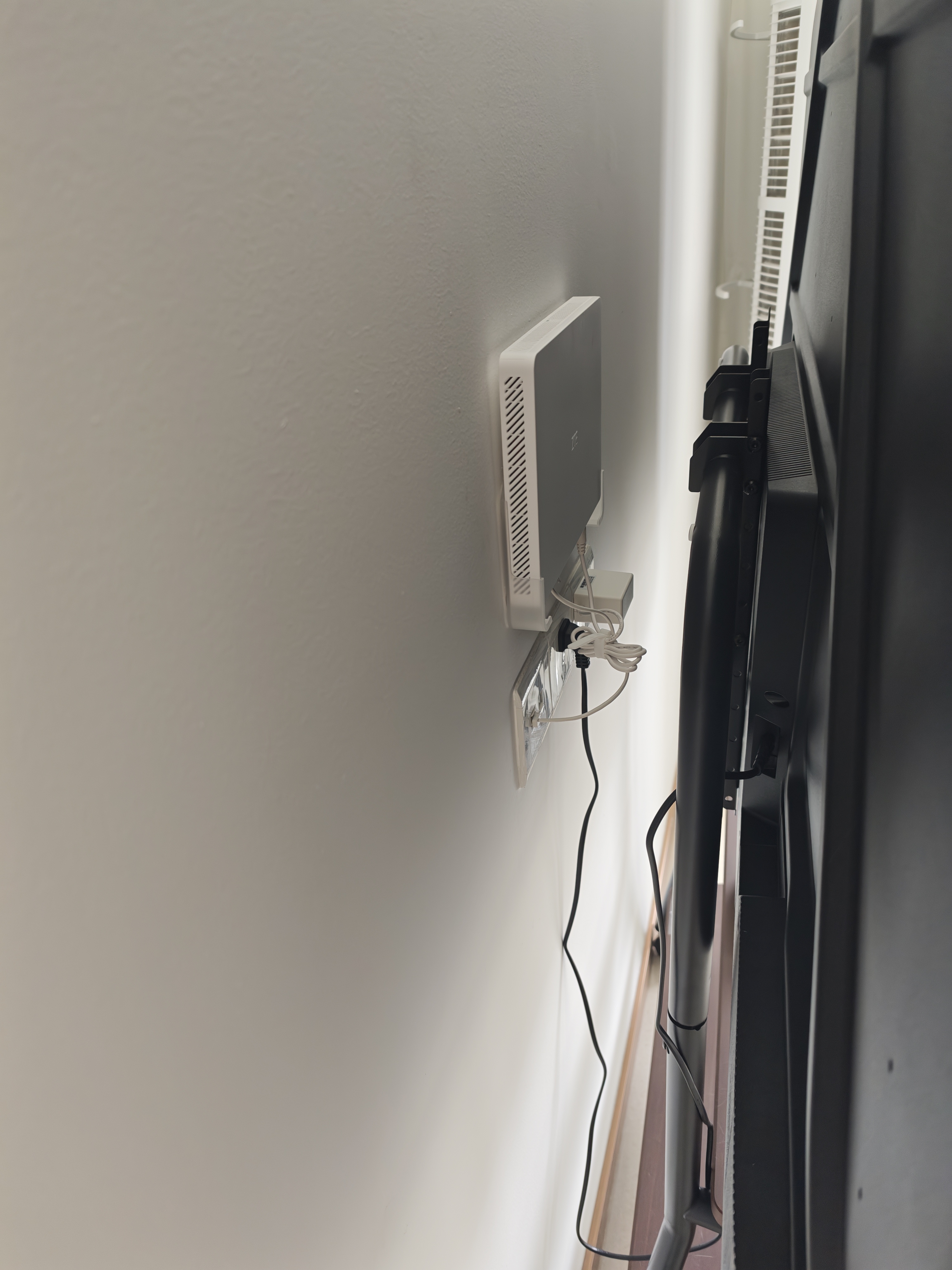 中兴（ZTE）【晴天墙面路由器】AX3000满血WiFi6自研双核芯品质家居别墅ap 主路由Mesh3000M无线速率千兆网口 实拍图