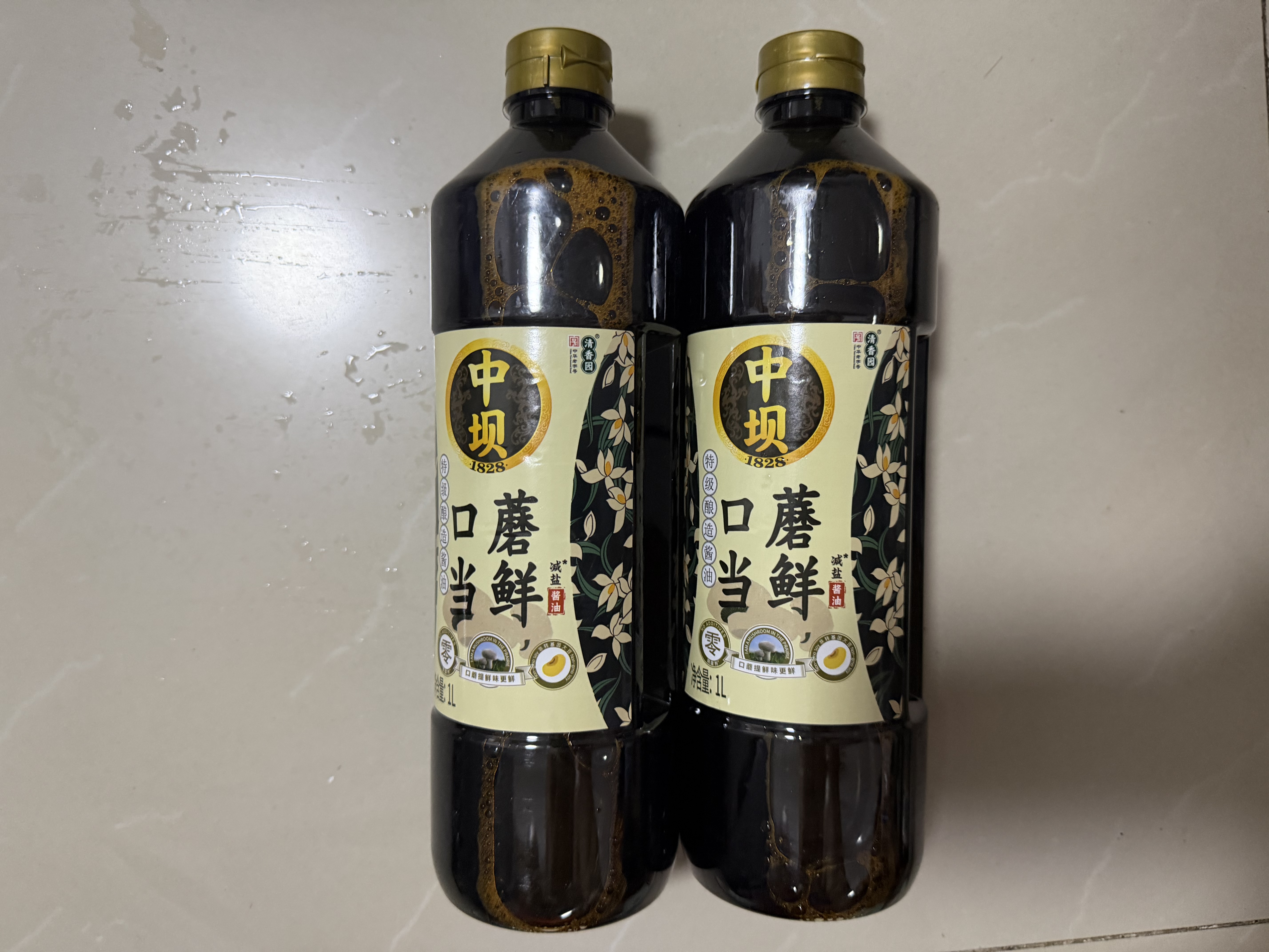 中坝口蘑头鲜特级酱油1L家用厨房炒菜调料黄豆酿造生抽 实拍图