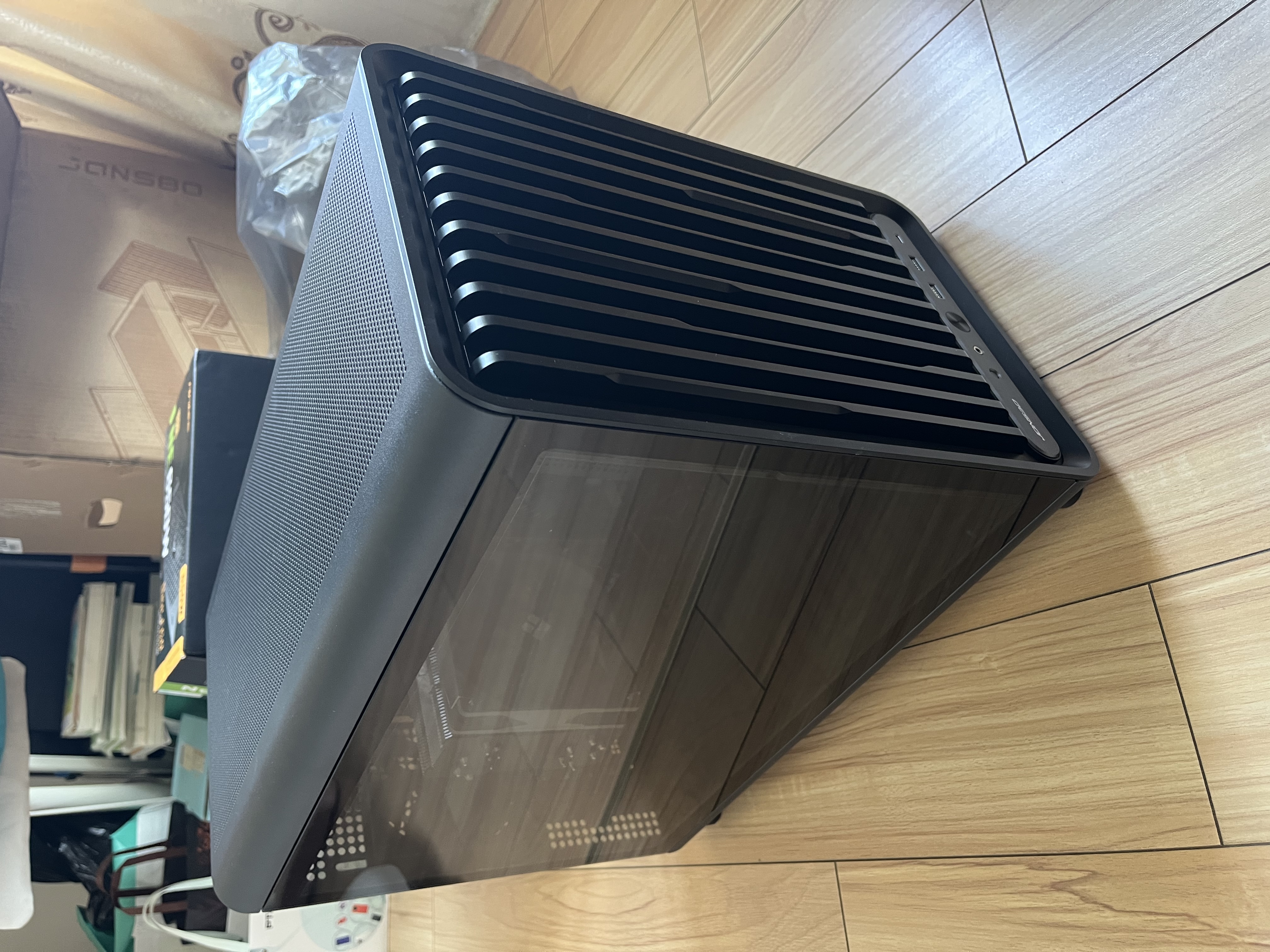 漫步者（EDIFIER）MR4 有源监听2.0音箱 高保真HIFI音质 多媒体电脑电视音响 桌面音响 白色 毕业礼物 实拍图