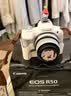 佳能r50相机 入门级微单 旅行家用学生vlog视频 4k小巧便携  半画幅 记录 高清便携 R50数码照相机 EOSR50 18-45 STM白色套机 送礼好物 官方标配【不含内存卡相机包等必要配件 实拍图