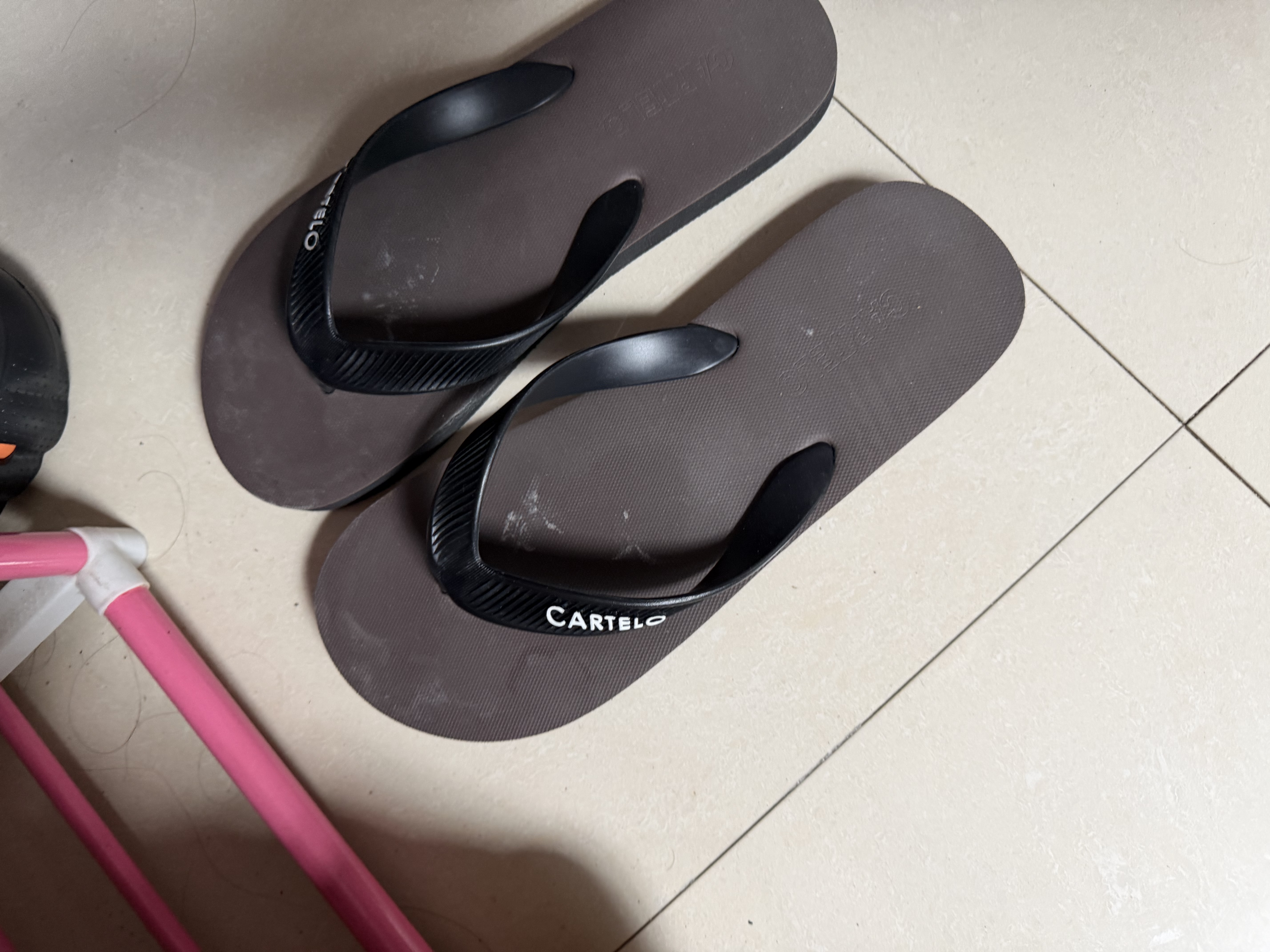 卡帝乐鳄鱼（CARTELO）人字拖鞋男士新款夏季沙滩户外穿软底居家用室内时尚透气夹脚凉拖 实拍图