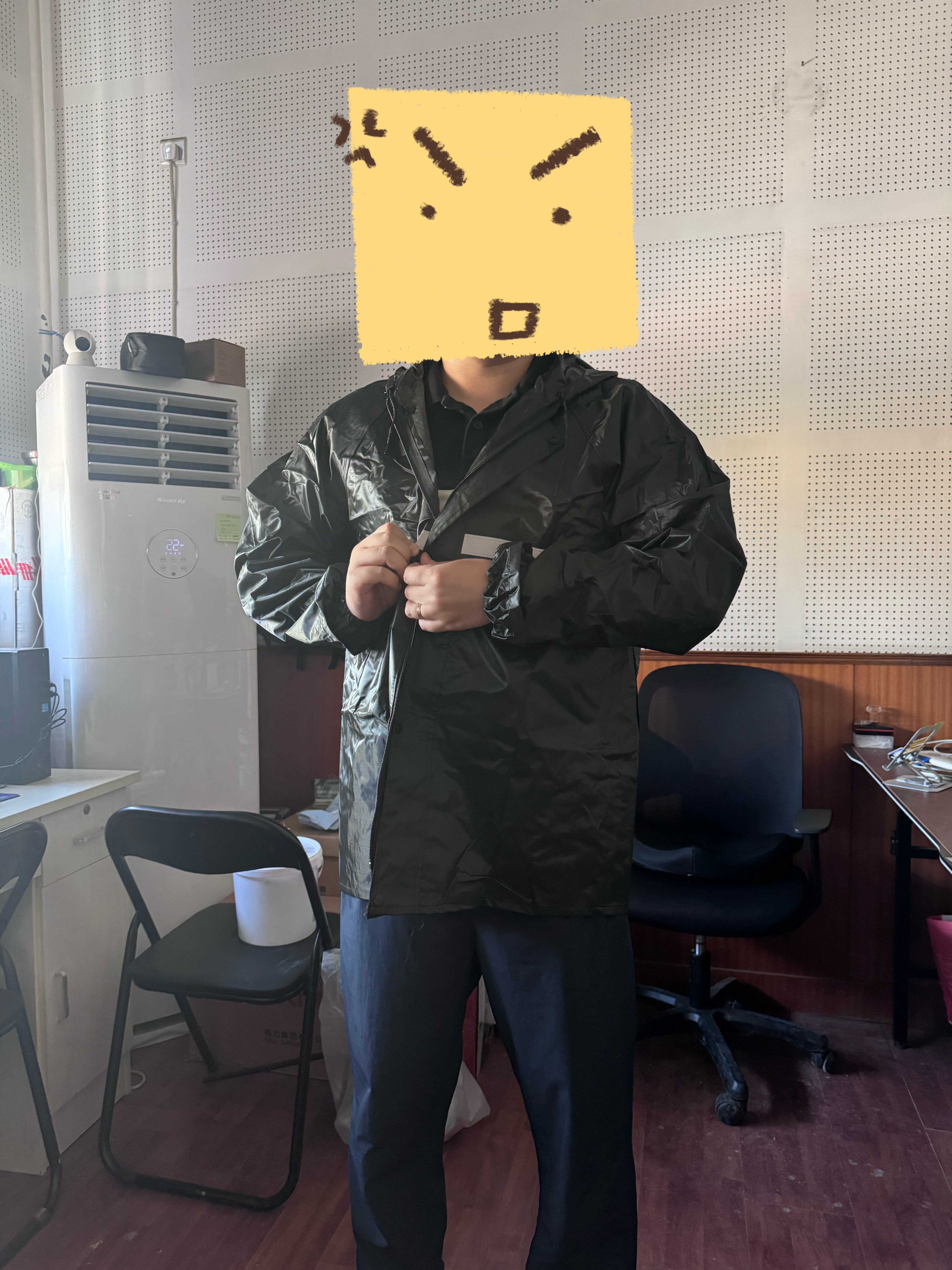 乐优佰易 反光成人雨衣套装分体式 C牛津布单帽檐 XXXL 防暴雨含雨裤骑车交通 实拍图