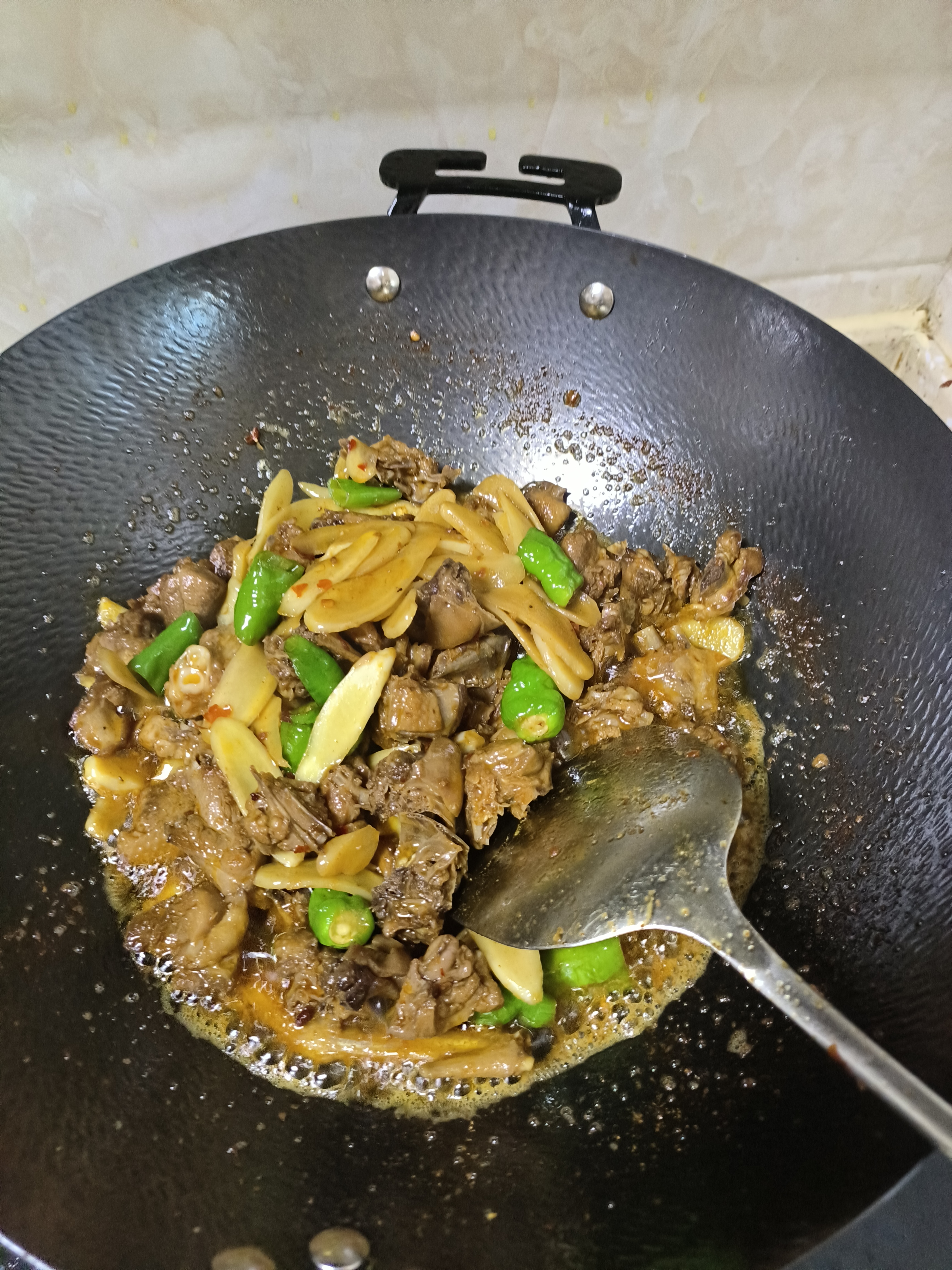 古臻匠锤纹铁锅炒锅无涂层平底圆底氮化不易粘不易锈炒菜家用 圆底 36cm 实拍图