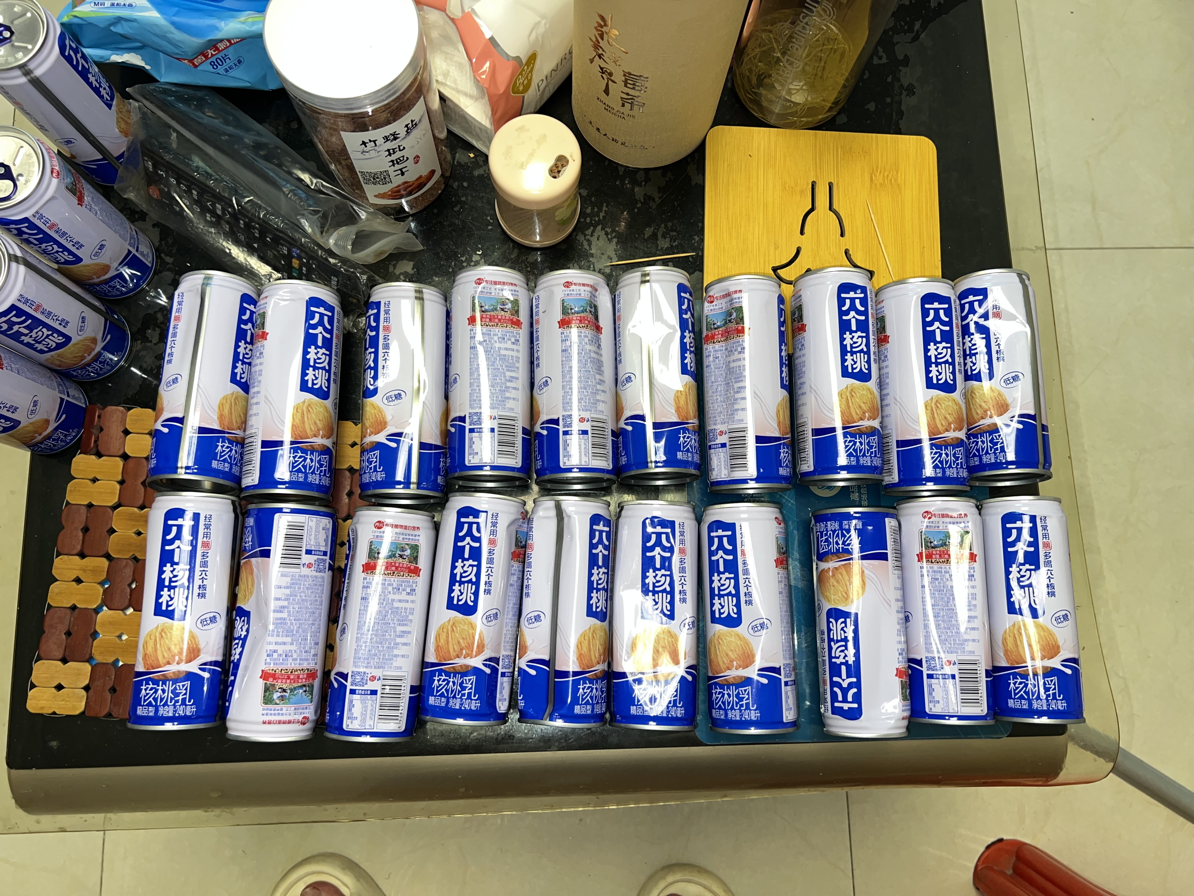 六个核桃精品型核桃乳240ml*24罐植物蛋白饮料整箱 精品型240ml*24罐 实拍图