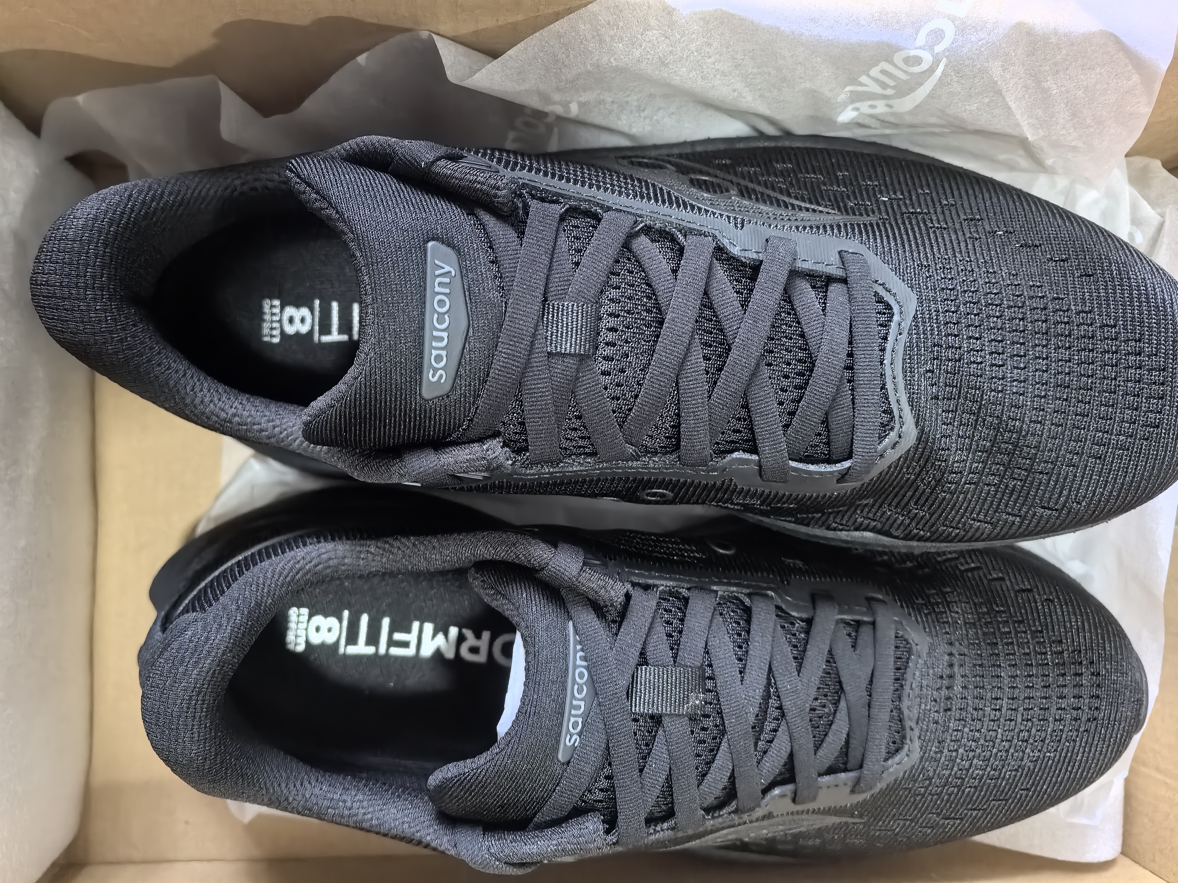 SAUCONY索康尼 TIDE 4浪潮4男女同款慢跑训练缓震跑鞋 黑【情侣款】 42 实拍图