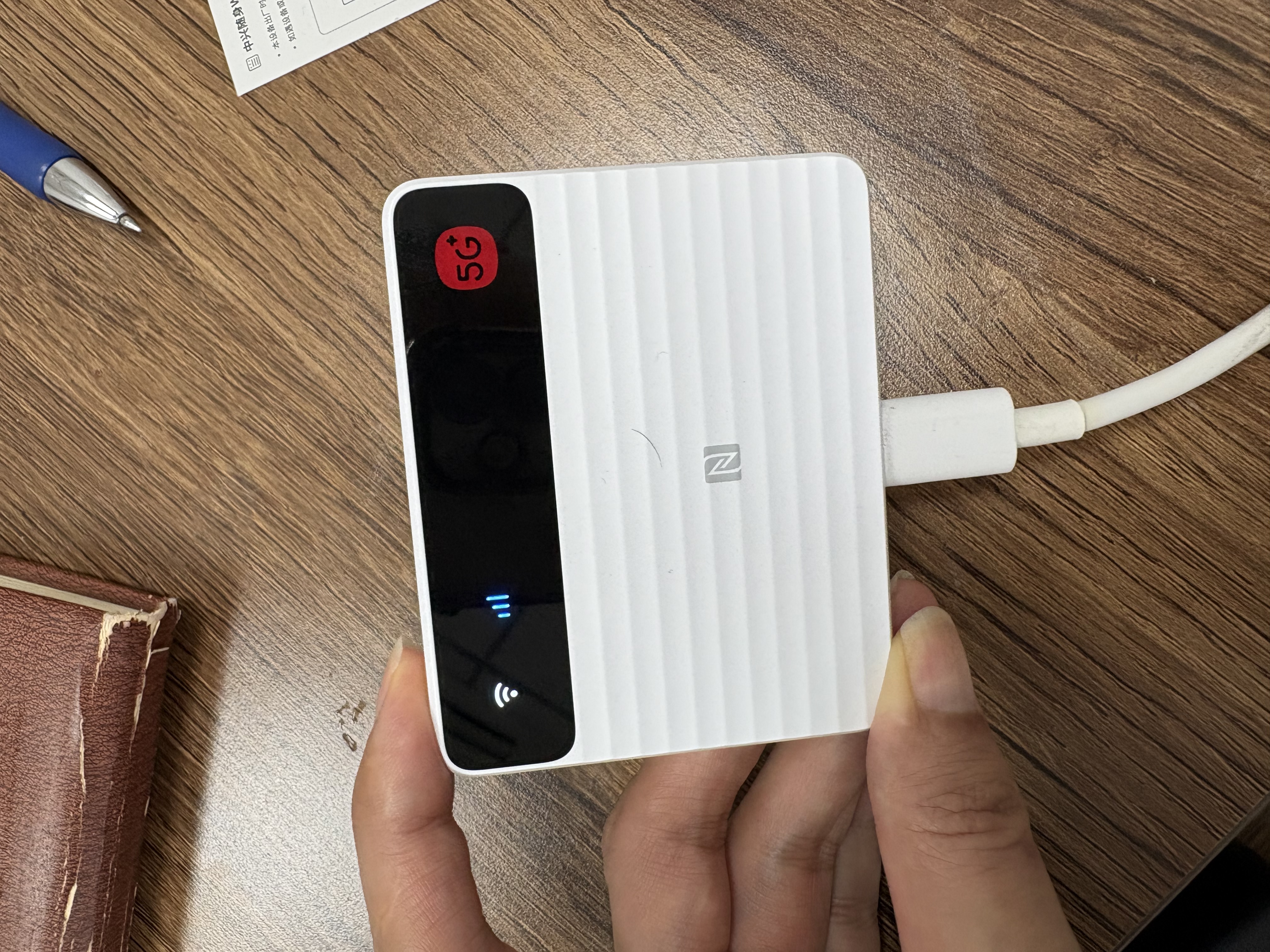 中兴5G移动随身wifi6 G5TS无线路由器CPE免插卡2026款f50pro全国通用流量无限制便携千兆高速网络XY15B 【真5G旗舰】F50Pro-移动电信双网任切 中兴自研芯片 主频2.0GH 实拍图