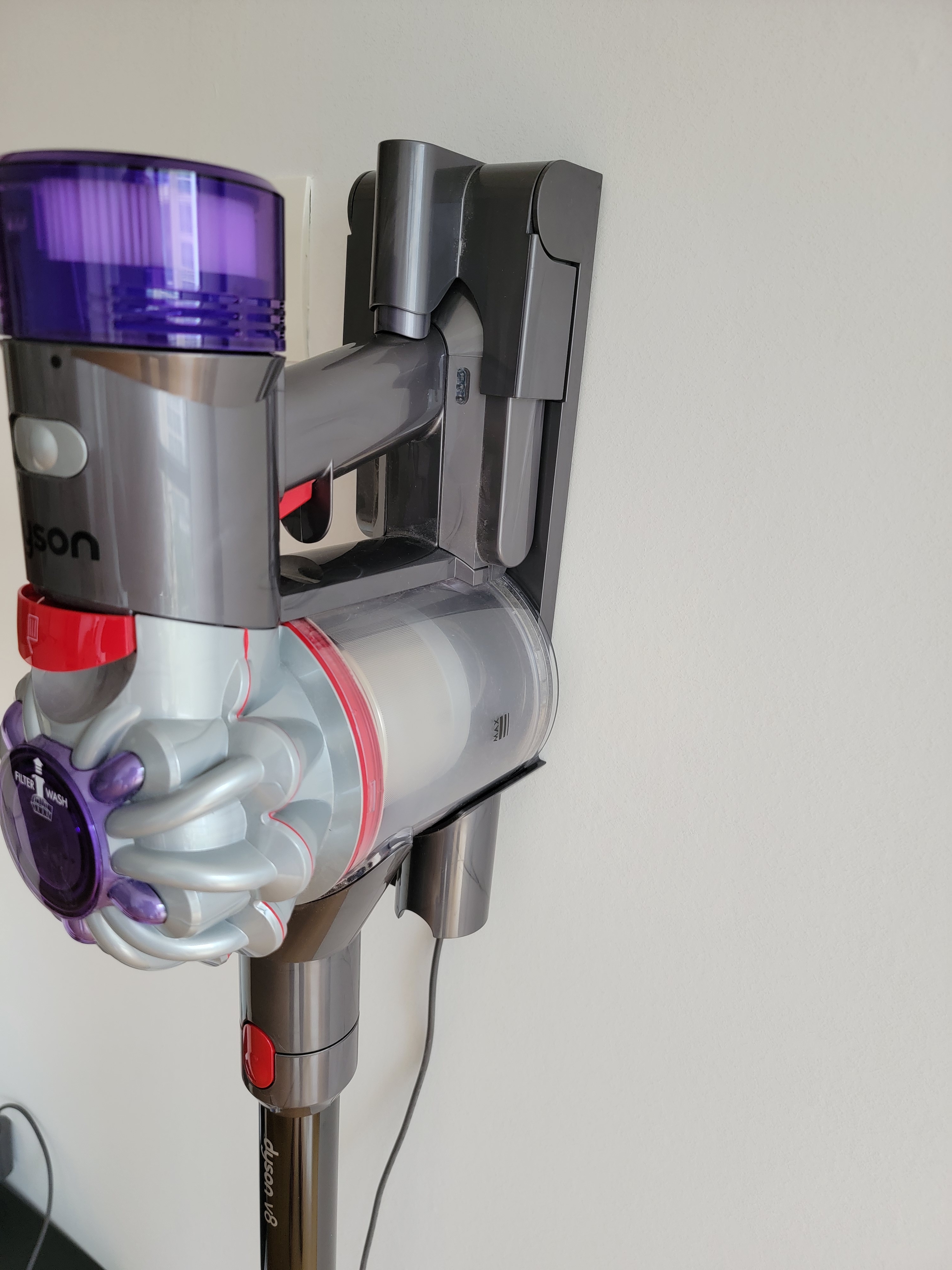戴森（DYSON） V8无绳吸尘器 手持无线吸尘器 除螨 宠物 家庭适用 实拍图