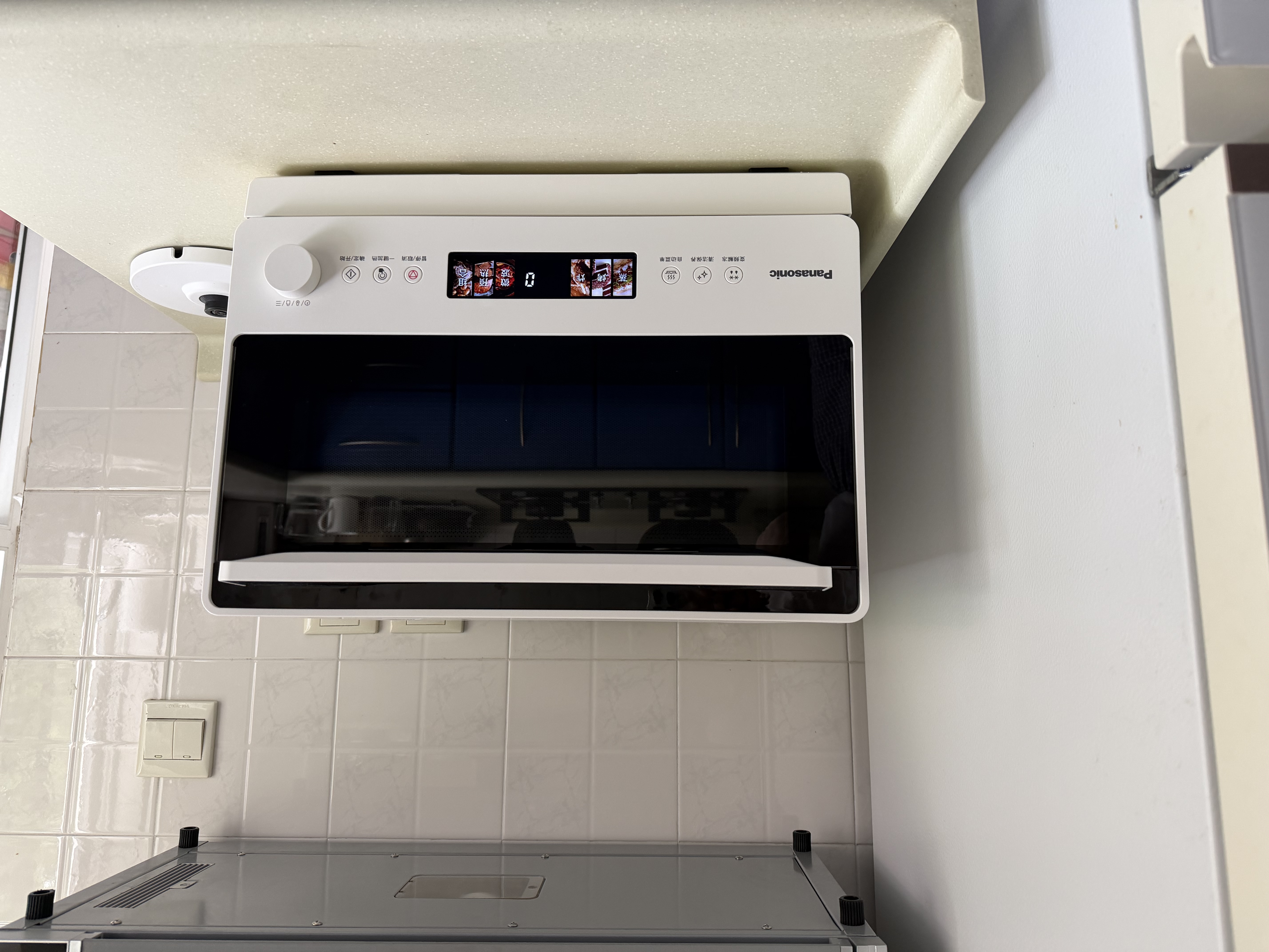 松下（Panasonic）万食炉2.0上烤下蒸彩屏触控家用变频微波台嵌两用28L大容量微蒸烤炸一体机NN-DS285Q 实拍图