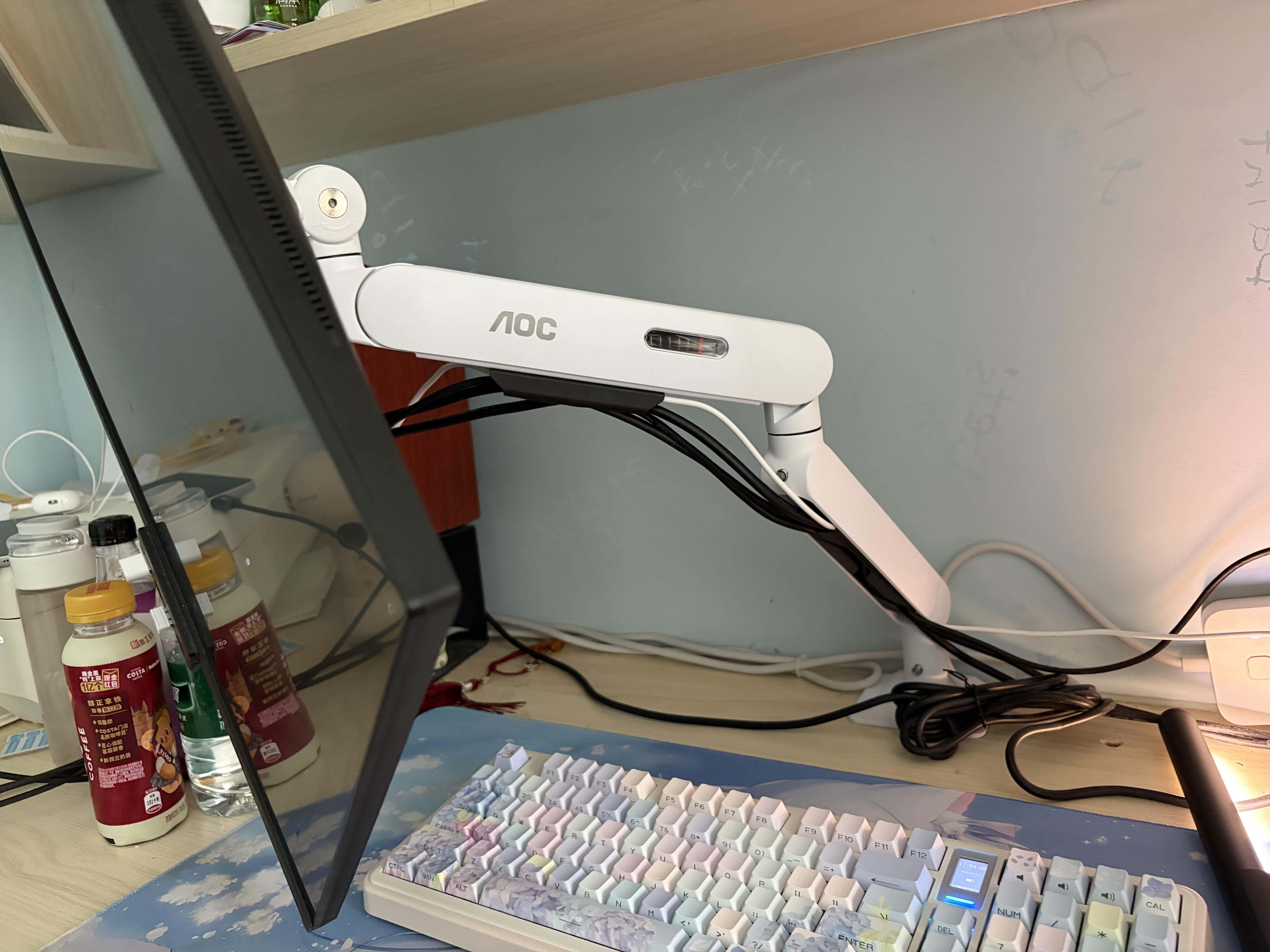 AOC显示器支架臂 电脑增高架 桌面旋转升降机械臂 电脑桌支架 机械弹簧显示屏支架 AM500W 实拍图
