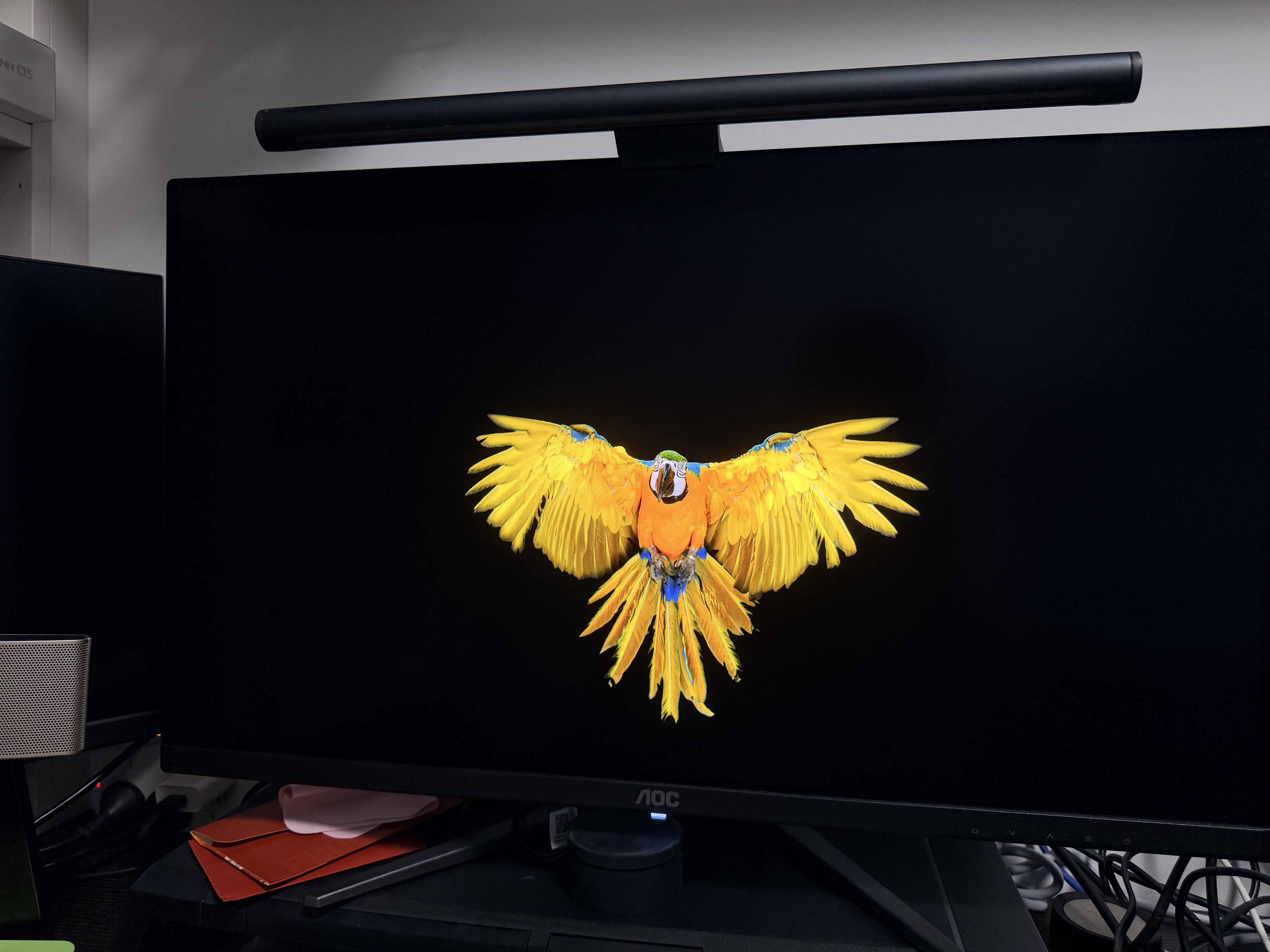 AOC 27英寸4K165Hz Gen.3五层堆叠QD-OLED 第五代BlackAGLR涂层 抗反射抗眩光更黑 电竞显示器U27G4D 实拍图