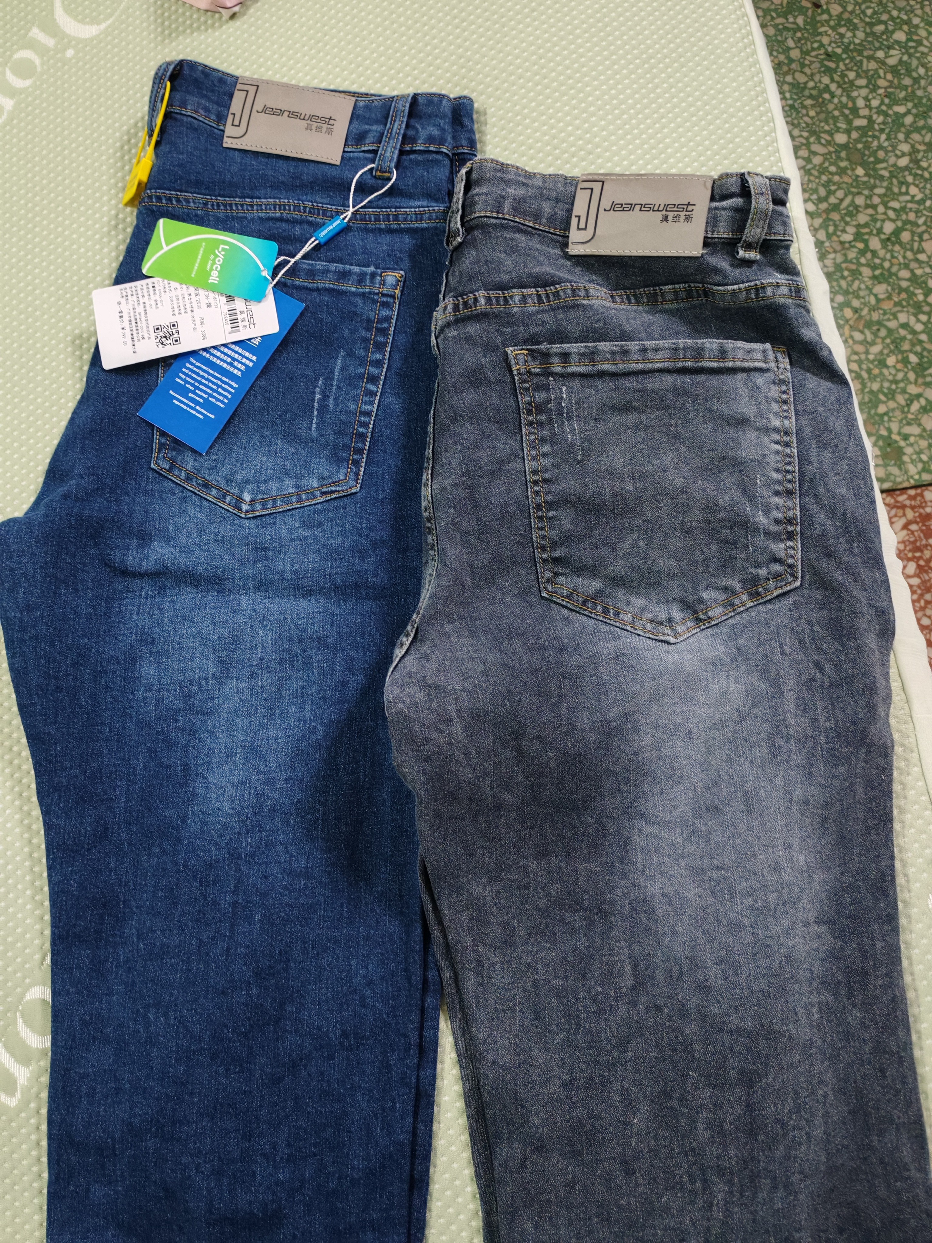 真维斯（Jeanswest）牛仔裤男春夏季薄款2026新款天丝舒适修身直筒高端潮牌休闲裤子男 蓝灰+深蓝【棉弹常规组合】 34 码(2尺7) 【建议150-160斤】 实拍图