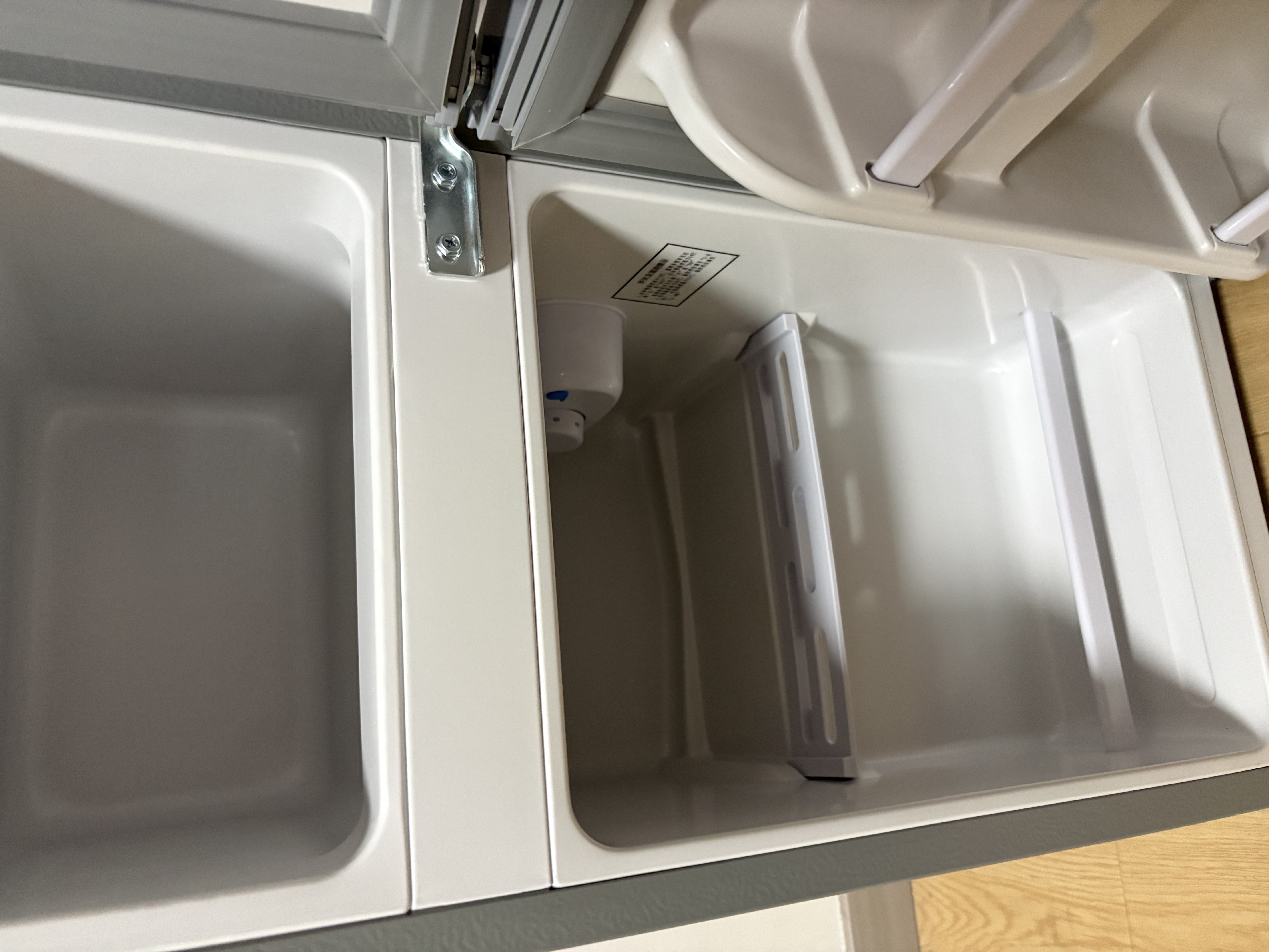 华宝小冰箱迷你小型家用冷藏冷冻两用一级能效出租房宿舍用办公室节能省电双门电冰箱 【一级能效】68L银色【全国联保】 实拍图