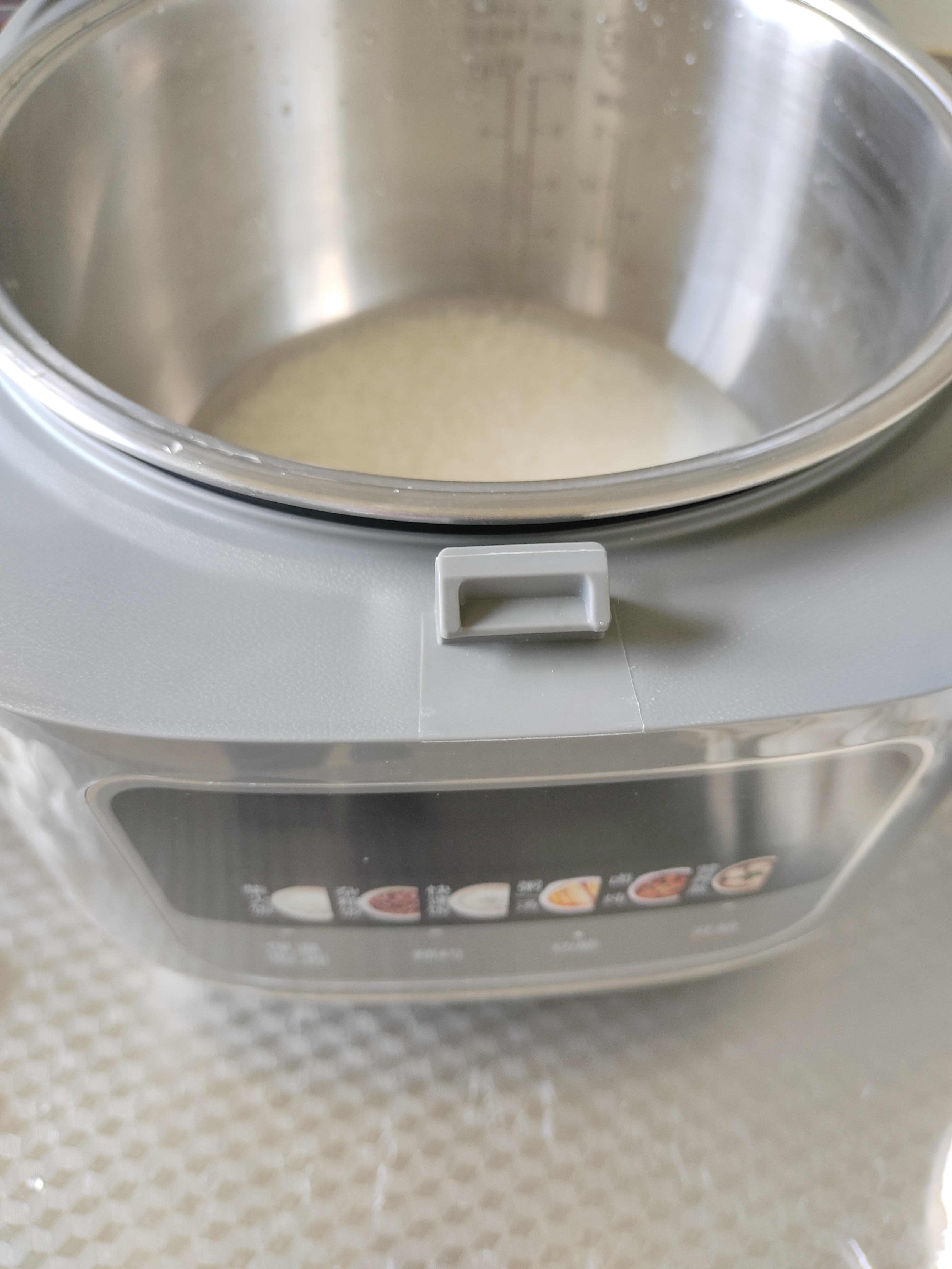 美的（Midea）电饭煲0涂层电饭锅5L大容量316L不锈钢内胆4-5人无涂层家用多功能微压电饭煲MB-RE587S 实拍图