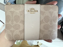 蔻驰（COACH）【品牌直供】女士手拿包手腕包拉链款小号沙黄色CW854礼物送女友 实拍图