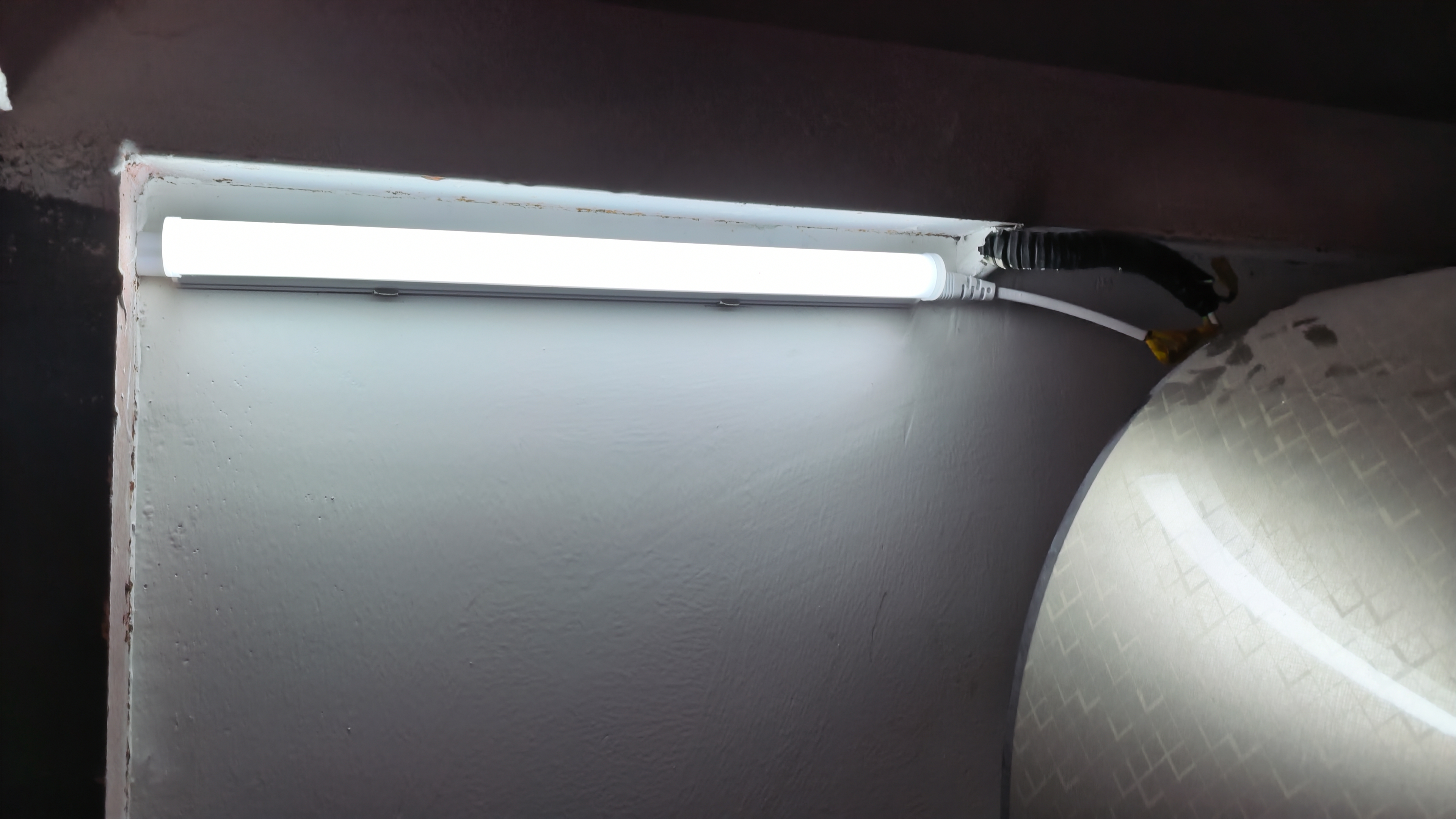 雷士（NVC） LED灯管t5一体化支架长条光带家用日光灯光源超亮1.2米灯条 4W-0.3米 白光 实拍图