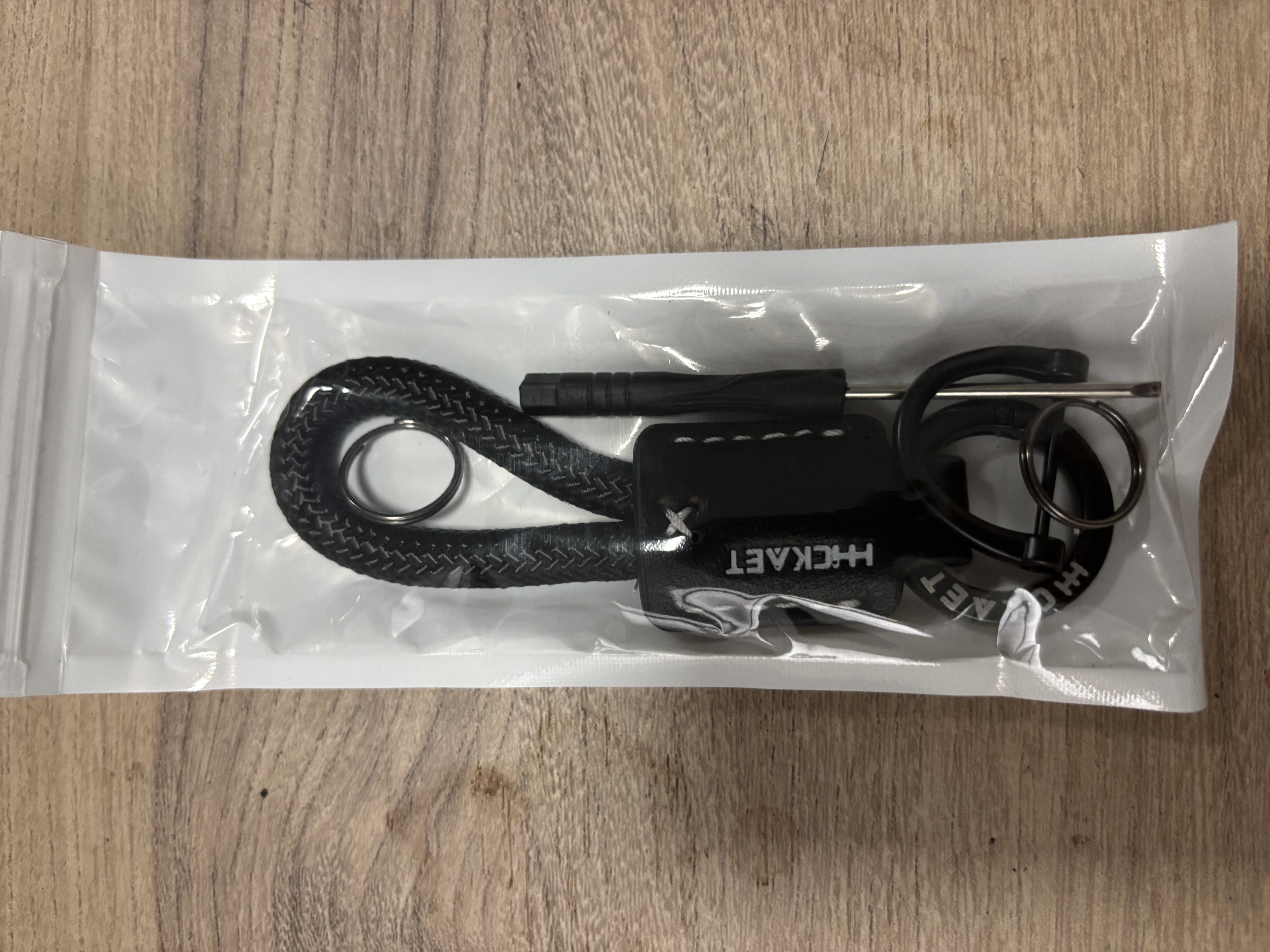 LAAZEE精致皮质编制钥匙扣手工皮绳钥匙挂件男士锁匙扣情侣汽车钥匙挂饰 皮革编织绳【黑】 实拍图
