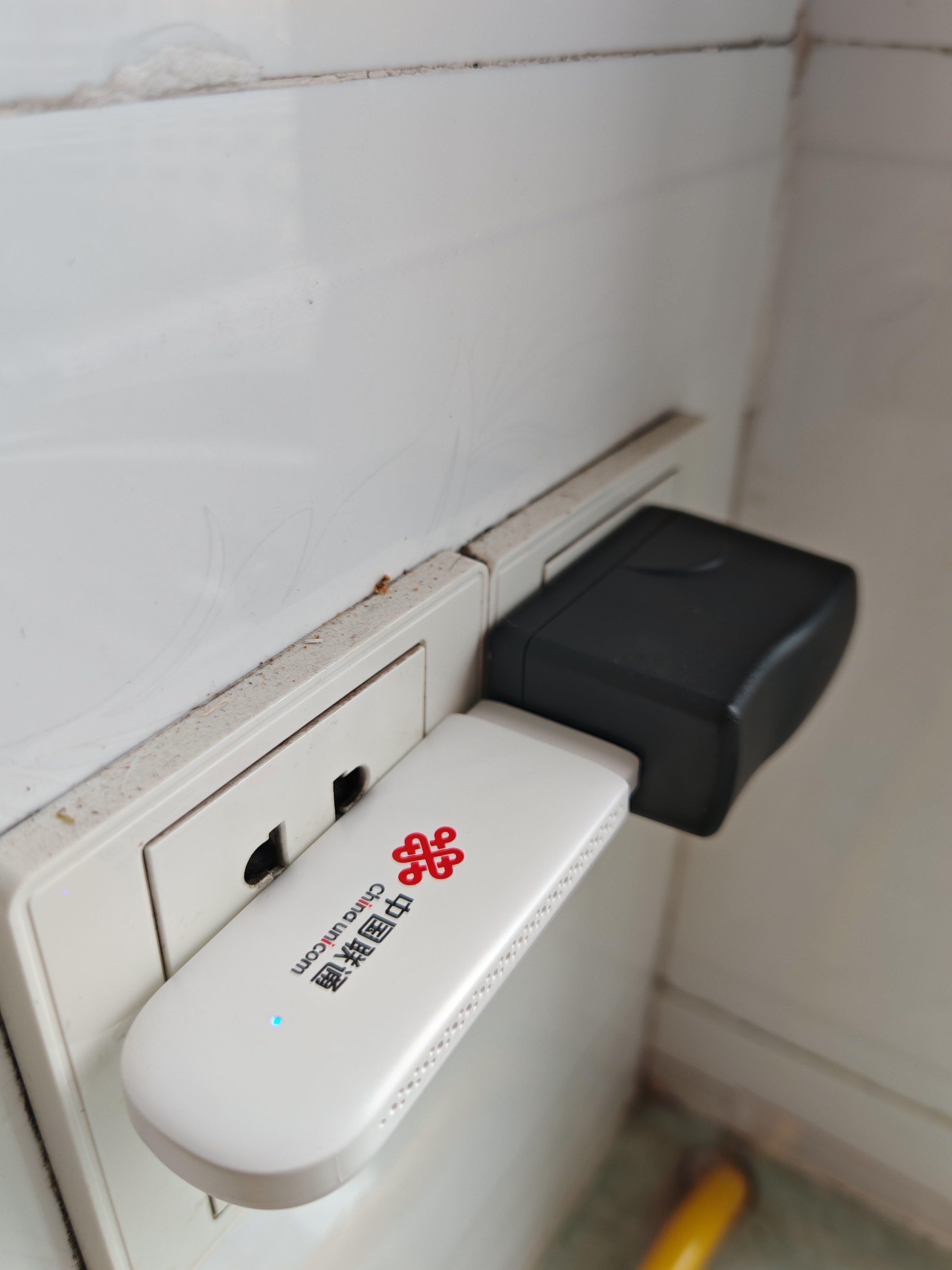 中国联通随身wifi6无线移动wifi免插卡便携式无线上网卡车载随行网络支持4G设备全国通用流量2026款 实拍图