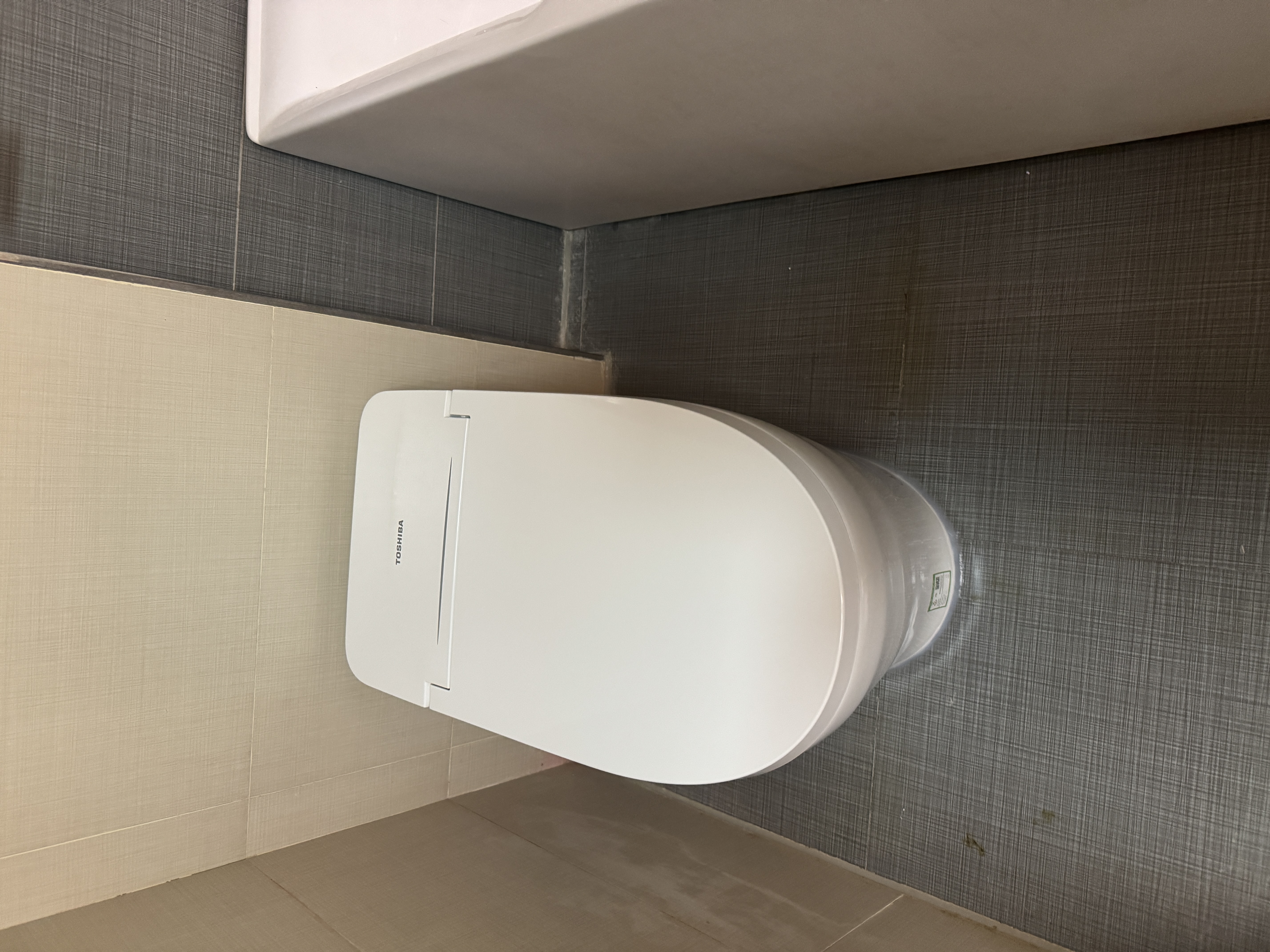 东芝（TOSHIBA）智能马桶小海豚MINI 带水箱全功能虹吸式家用S205-400 实拍图