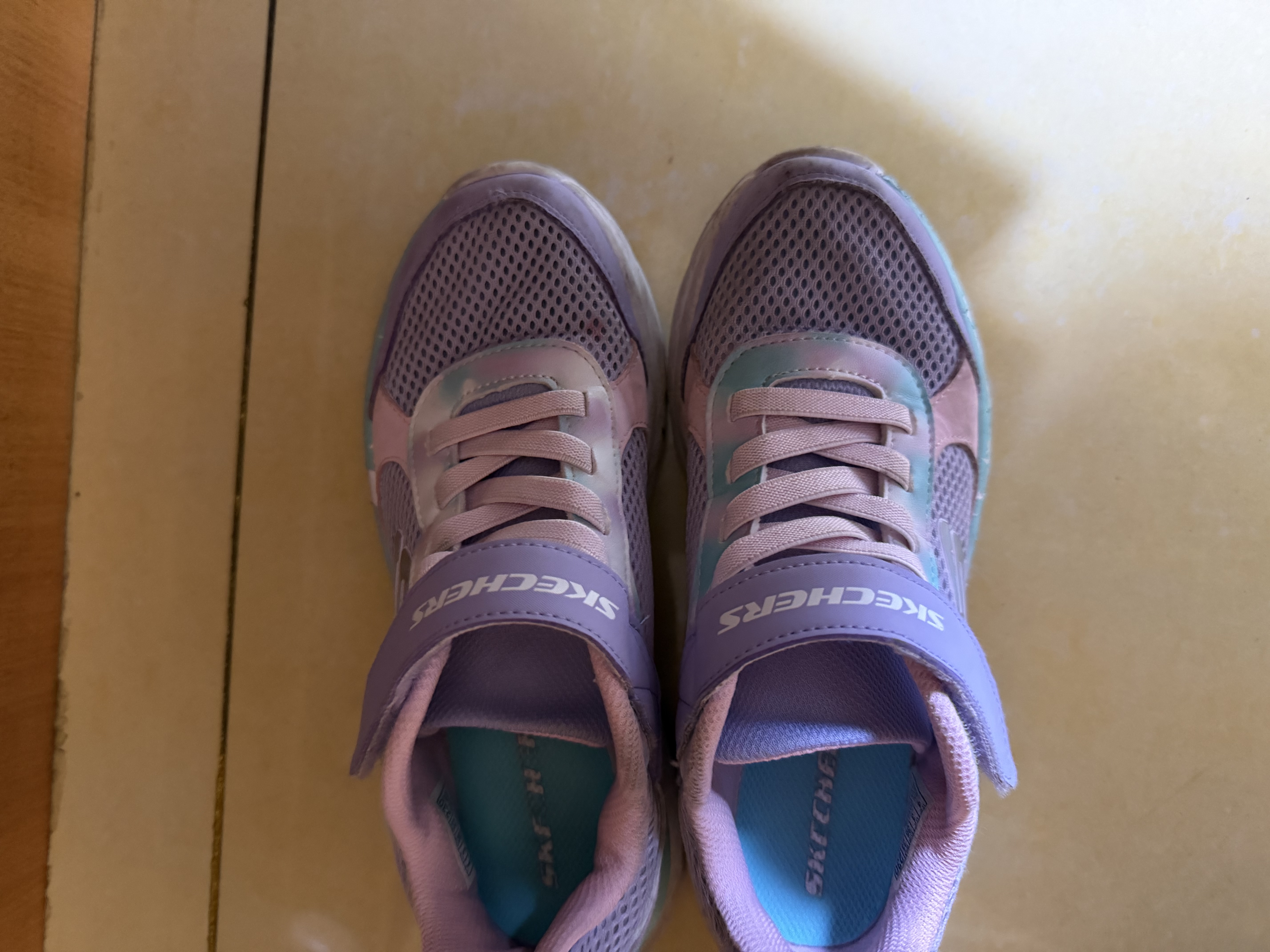 Skechers斯凯奇逐风体训鞋百搭舒适儿童时尚运动鞋休闲鞋303978L 实拍图