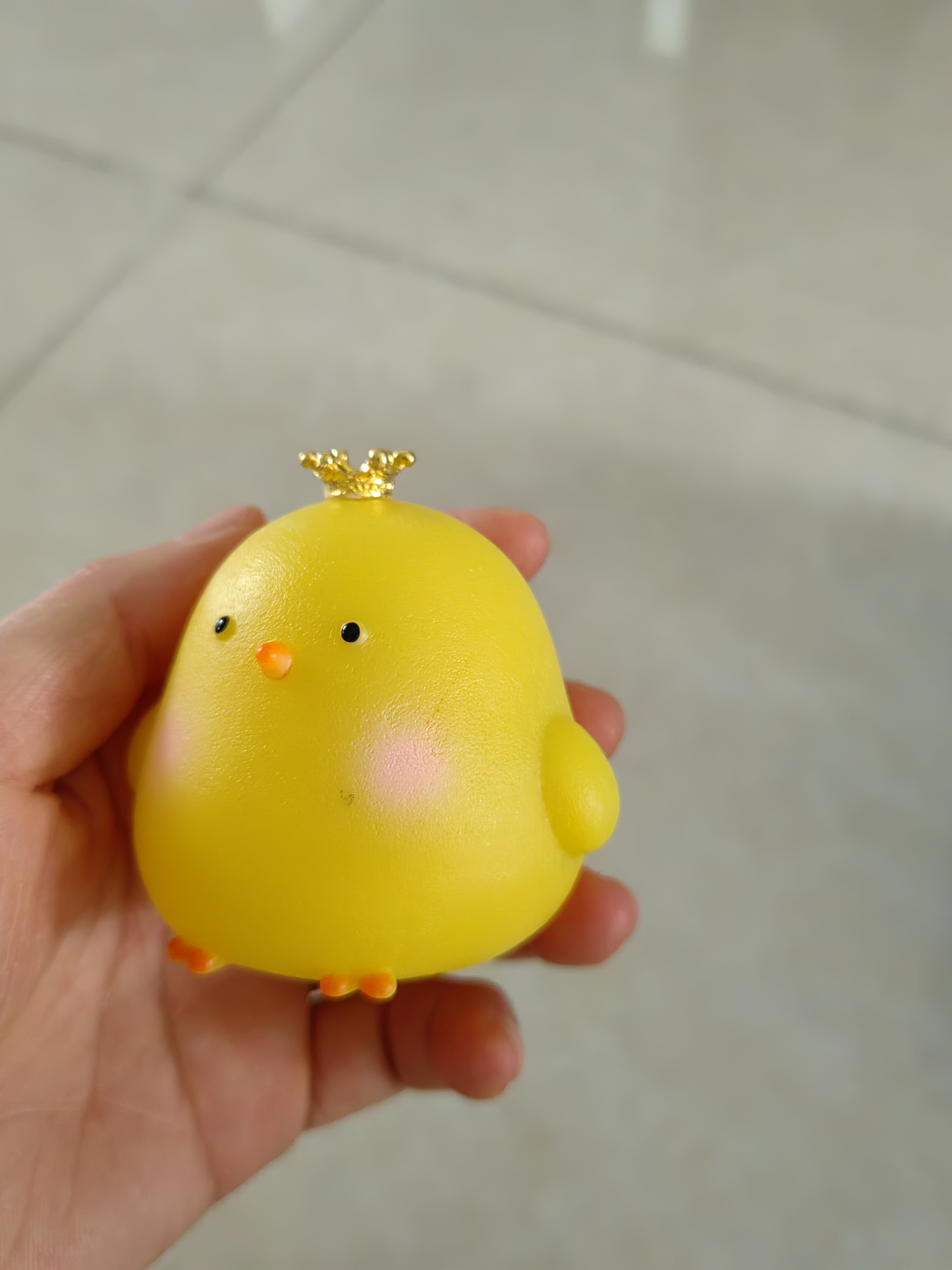 卡通小鸡仔小夜灯高颜值卧室可爱装饰发光玩具儿童生日分享小礼物 皇冠小鸡仔/黄色+白色/一对 实拍图
