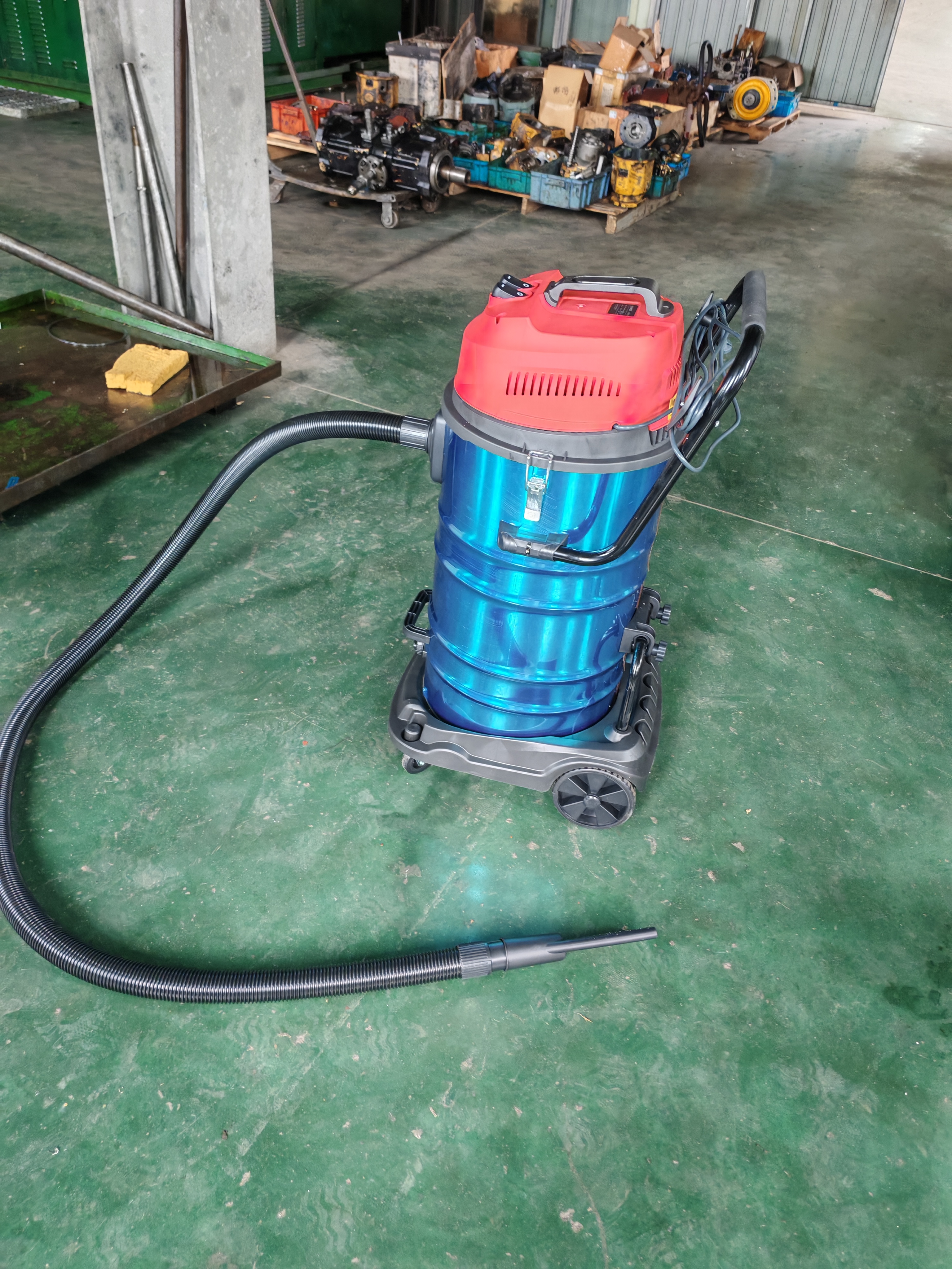 扬子工业吸尘器4200W大功率强力工业工厂车间仓库酒店大型商用吸尘机手持推吸双模式除尘机70L大容量 实拍图