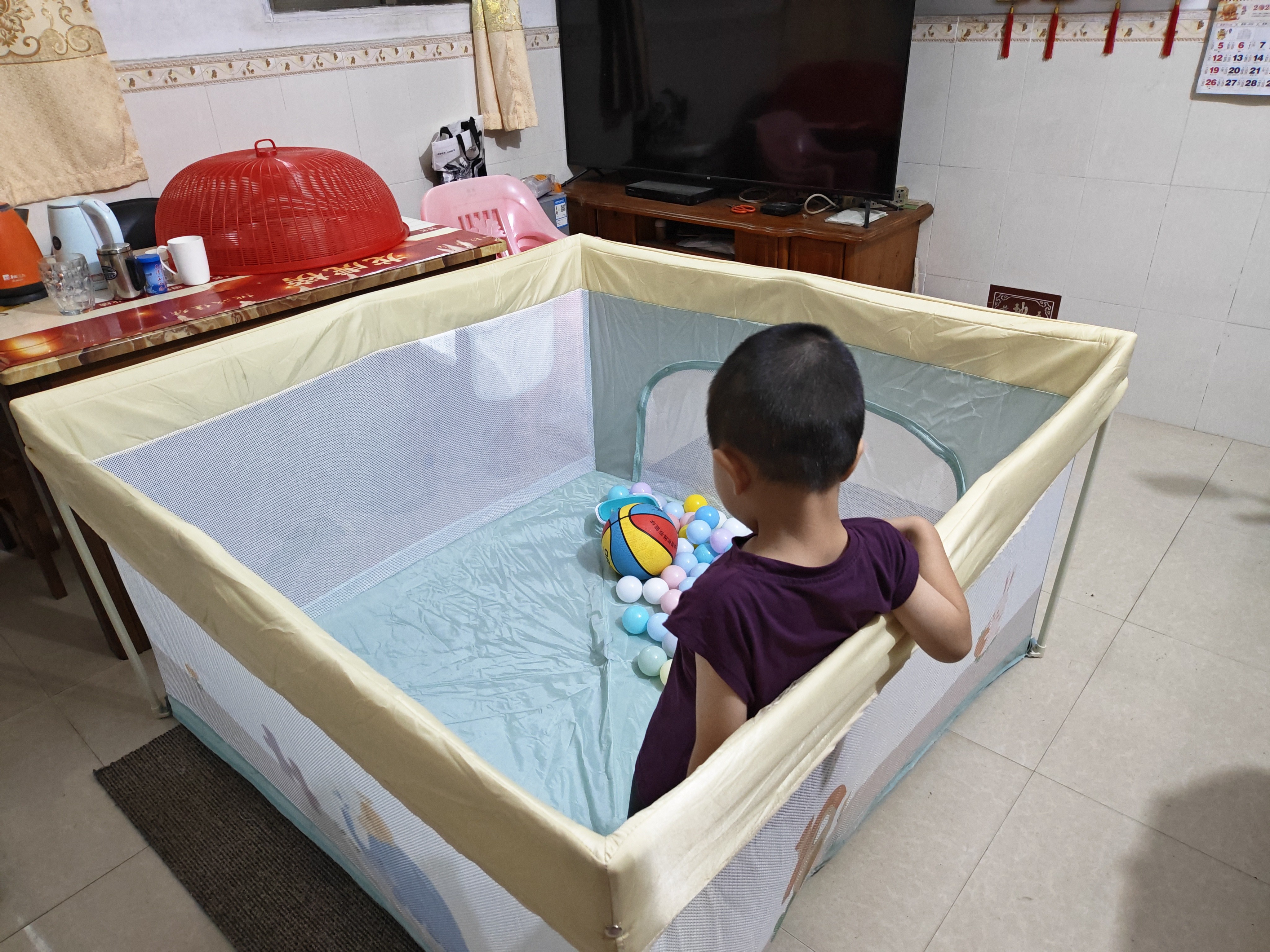 M-CASTLE婴儿围栏地上免安装爬爬垫护栏客厅围栏一键折叠室内儿童游戏乐园 游乐园|免安装|不占空间 长1.5米*宽1.5米*高77cm 实拍图