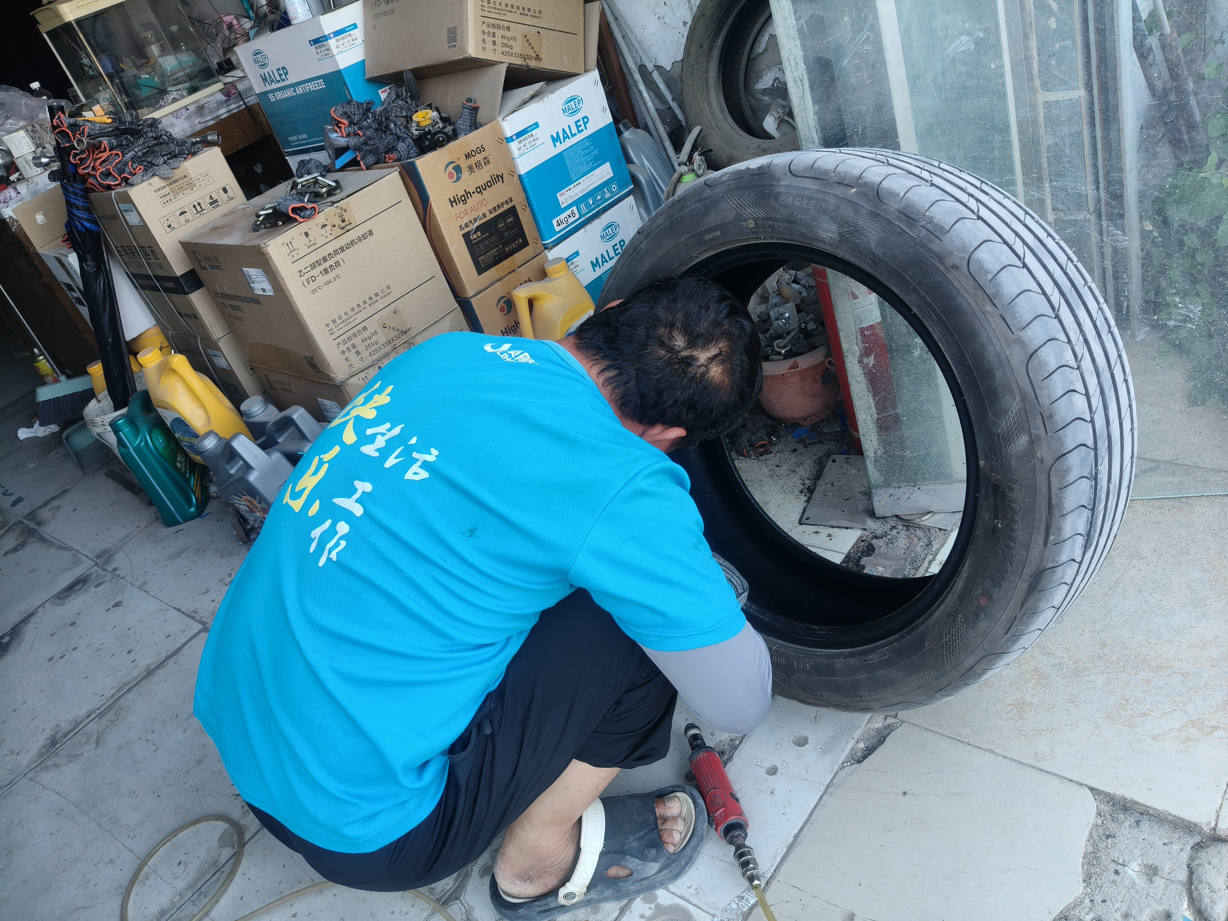 固特异（Goodyear）汽车轮胎235/50R18 101W 鹰驰F1酷跑 适配福特翼虎/大众 御乘升级 实拍图