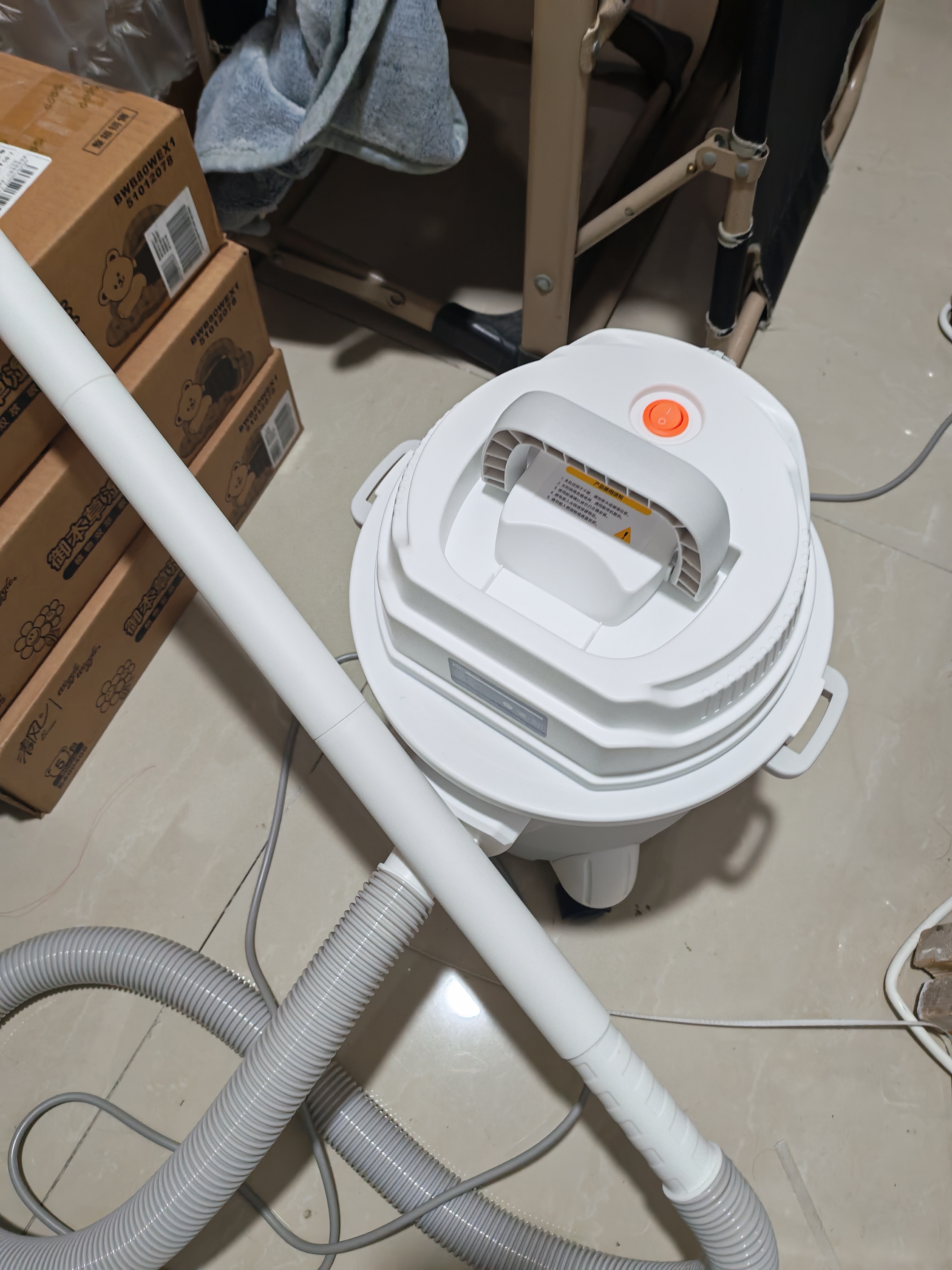 德尔玛（Deerma）【重磅新品】TJ700S 干吹两用吸尘器 家用商用 吸尘器桶式大吸力 整机降噪设计ZN-530 实拍图