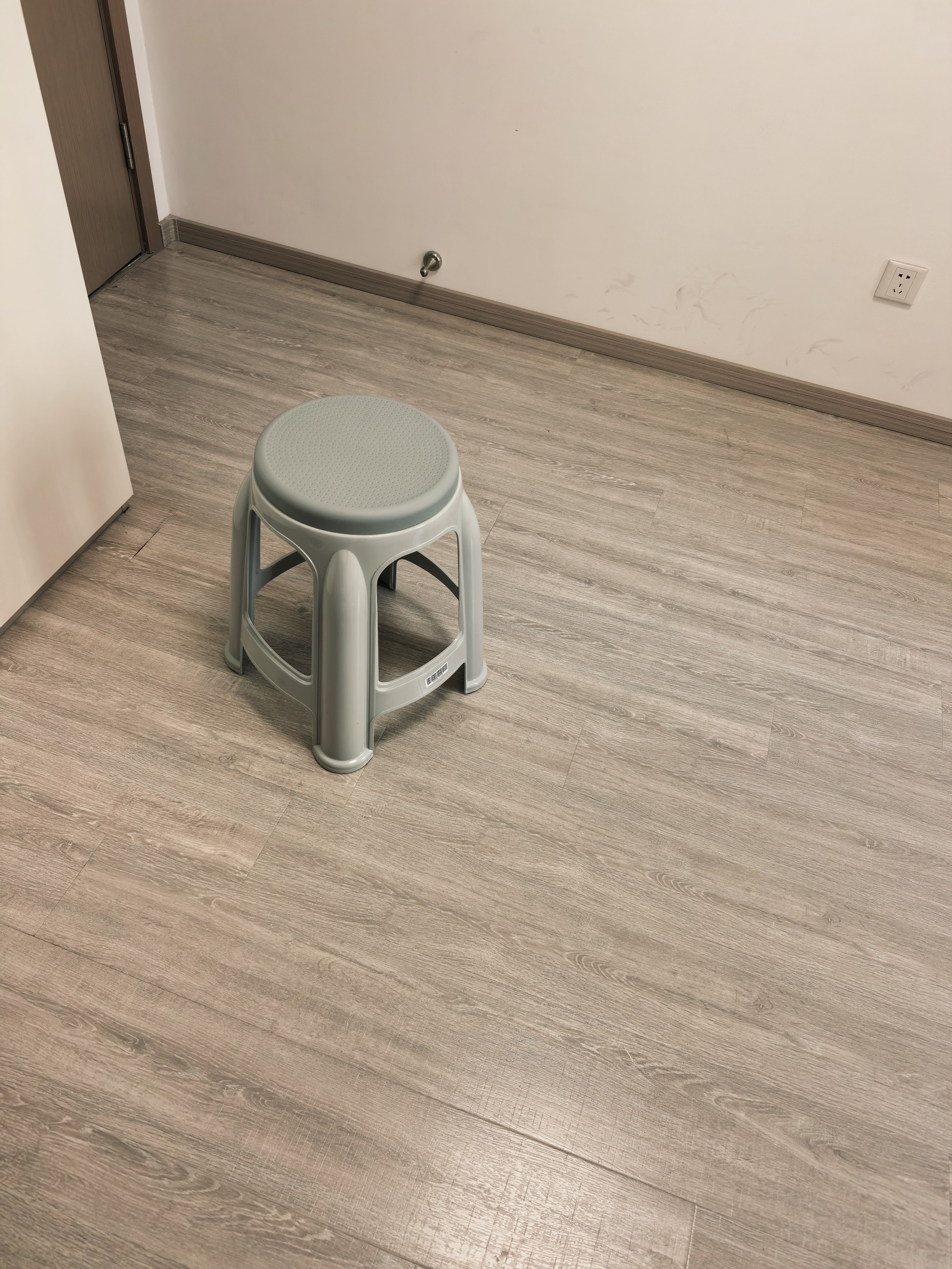华恺之星 塑料凳  家用凳子加厚防滑板凳圆凳高凳换鞋凳餐凳子YK018灰色 实拍图