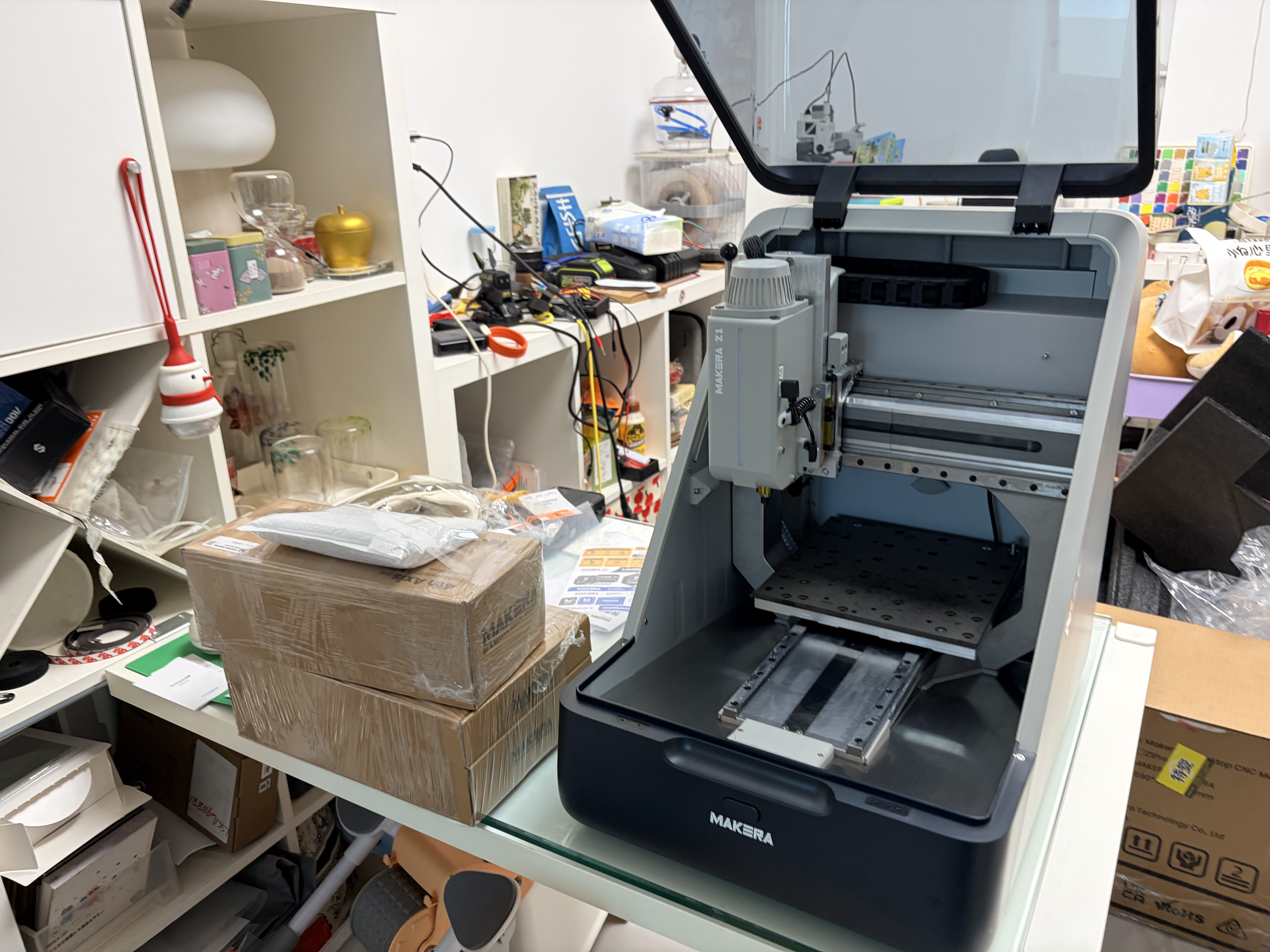 造物时代Makera Z1桌面CNC高精度数控机床家用AI智能雕刻机快速换刀四轴小型加工中心创客DIY工具 Makera Z1 4轴套餐（单机+4轴） 实拍图