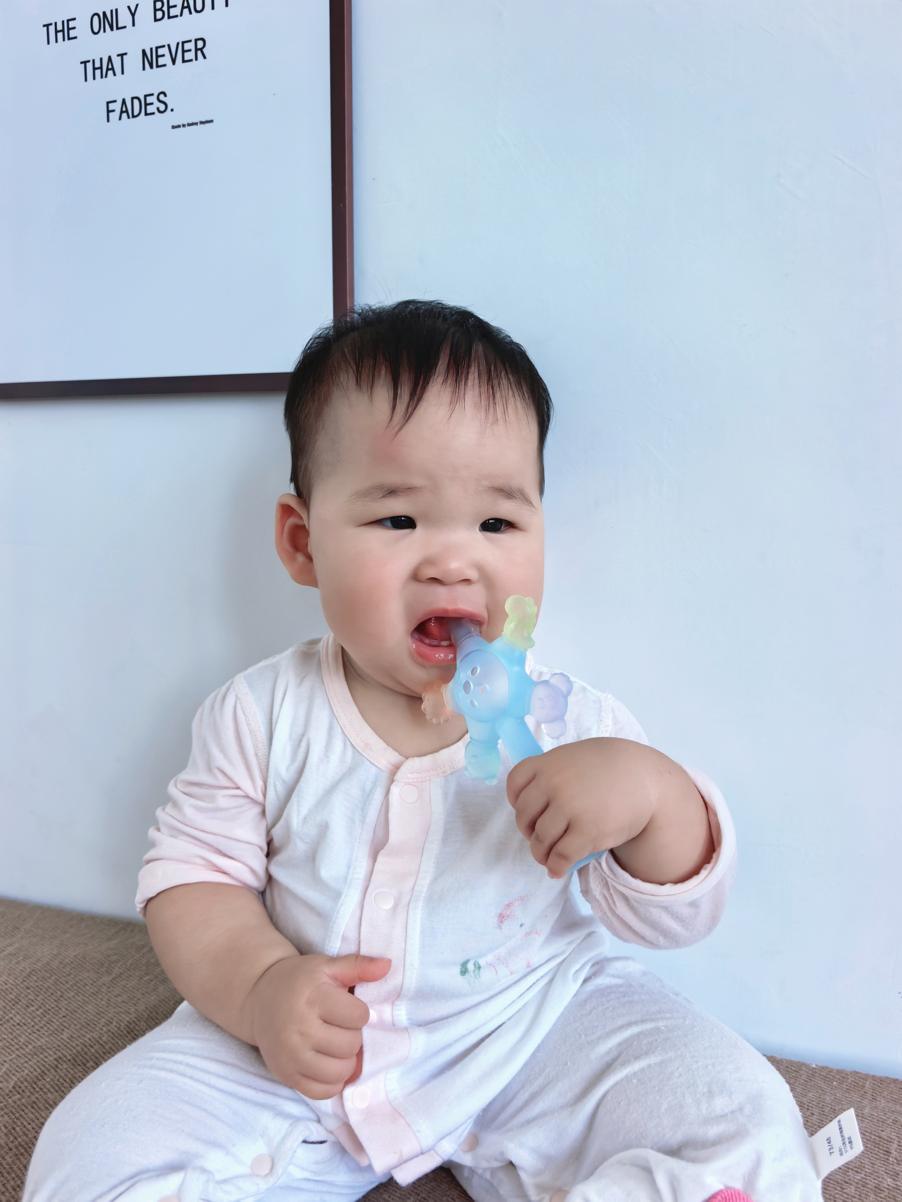葆氏婴幼儿牙胶宝宝磨牙棒手掌摇铃玩具硅胶牙咬胶抓握训练食品级 实拍图
