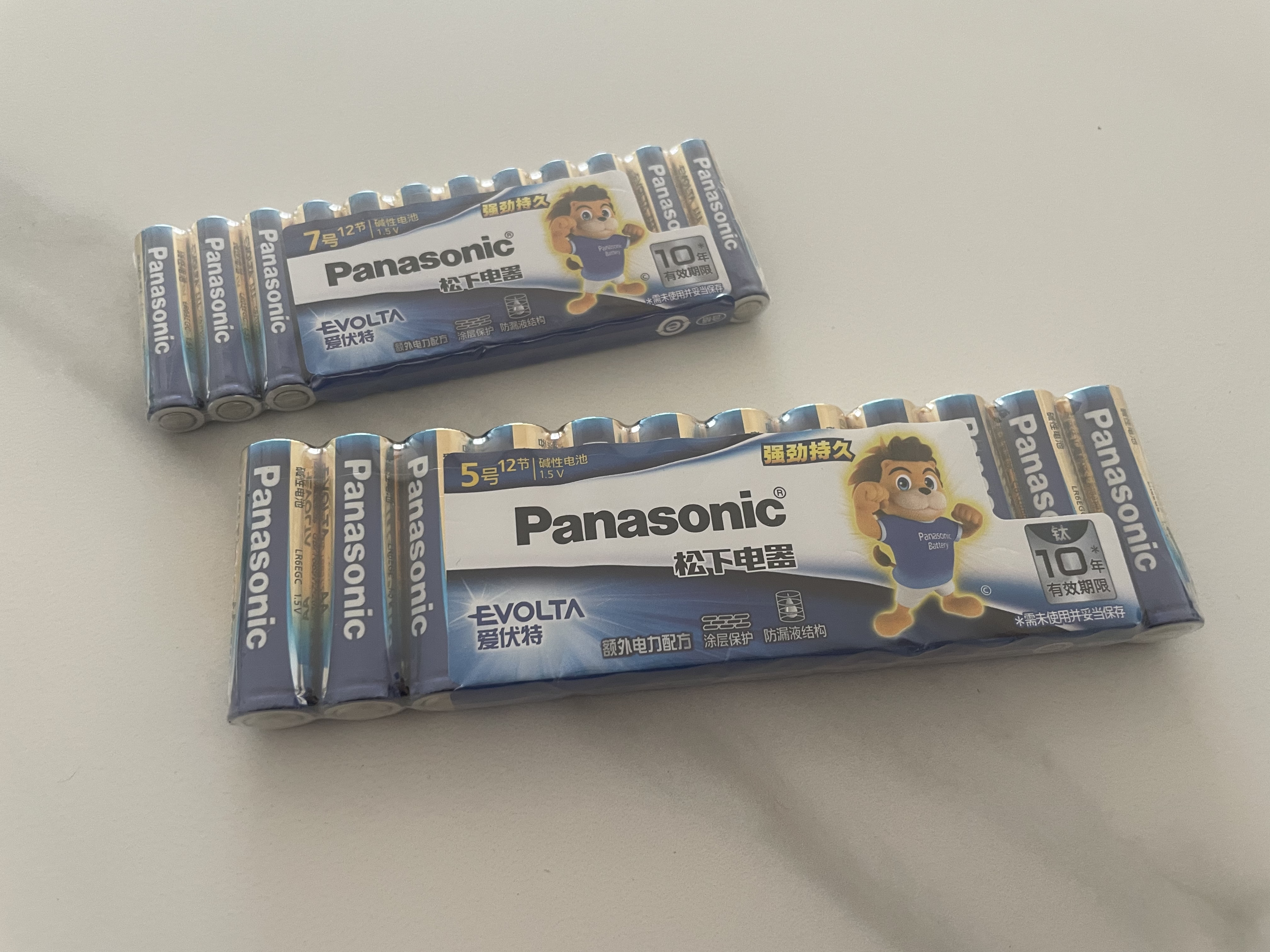 松下（Panasonic）原装进口7号七号AAA碱性电池12节全能型适用数码相机玩具遥控器 实拍图