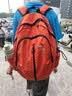 骆驼（CAMEL）可折叠大容量轻量化书包背包男女运动双肩包防水旅游旅行包 甜橙色-574C634622-25L 实拍图