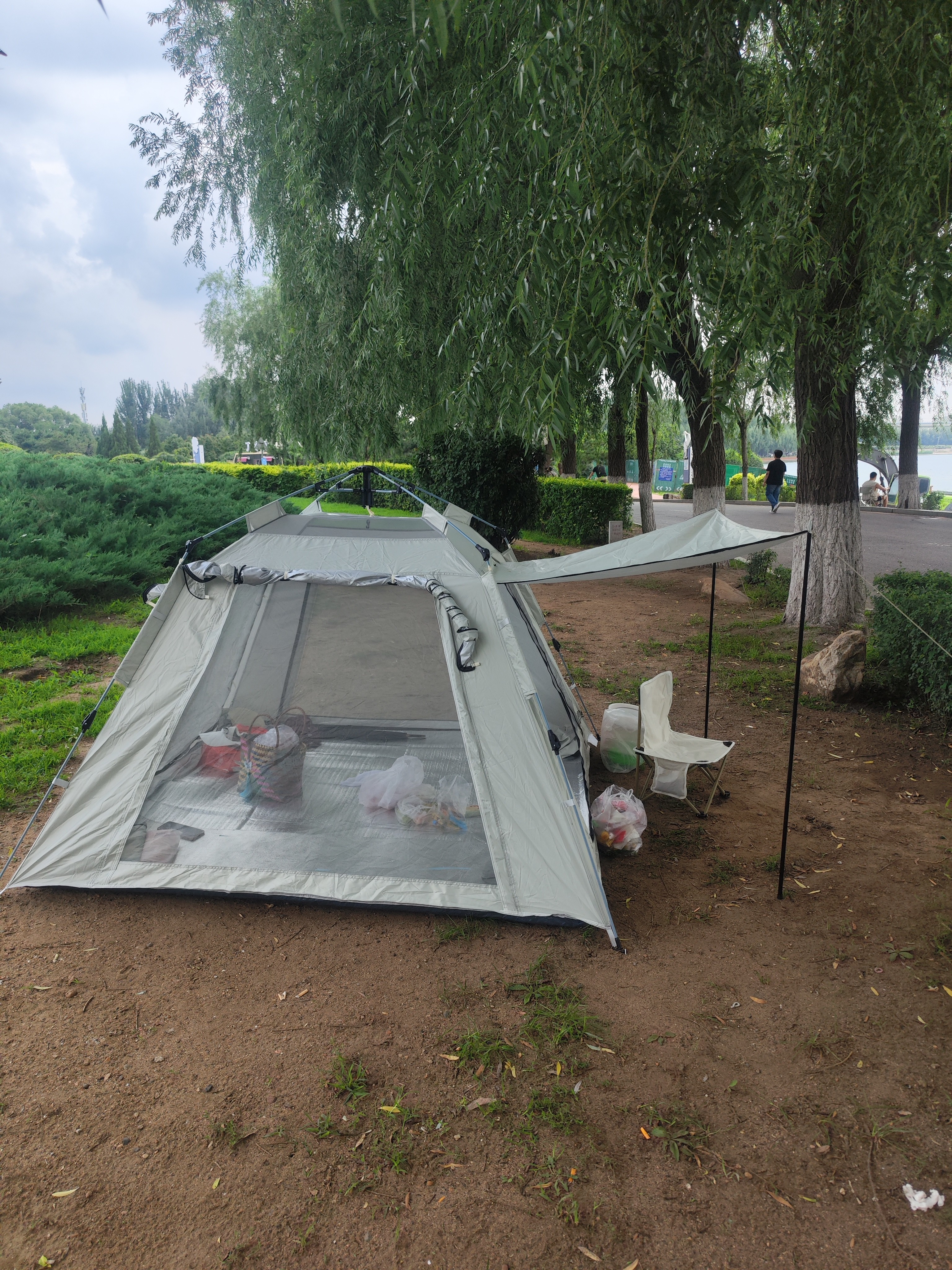 探险者（TAN XIAN ZHE）帐篷户外露营防雨过夜3人-4人速开便捷天幕二合一黑胶防晒帐篷 【特惠套餐】3-5人帐篷+防潮垫 实拍图