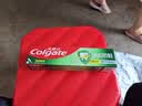 高露洁（Colgate）全面防蛀超爽薄荷味牙膏大容量250g 清新口气 除口臭成人牙膏含氟 实拍图
