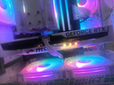微星（MSI）白魔龙 GeForce RTX 5060 8G GAMING TRIO OC WHITE 电竞游戏设计智能学习独立显卡 实拍图
